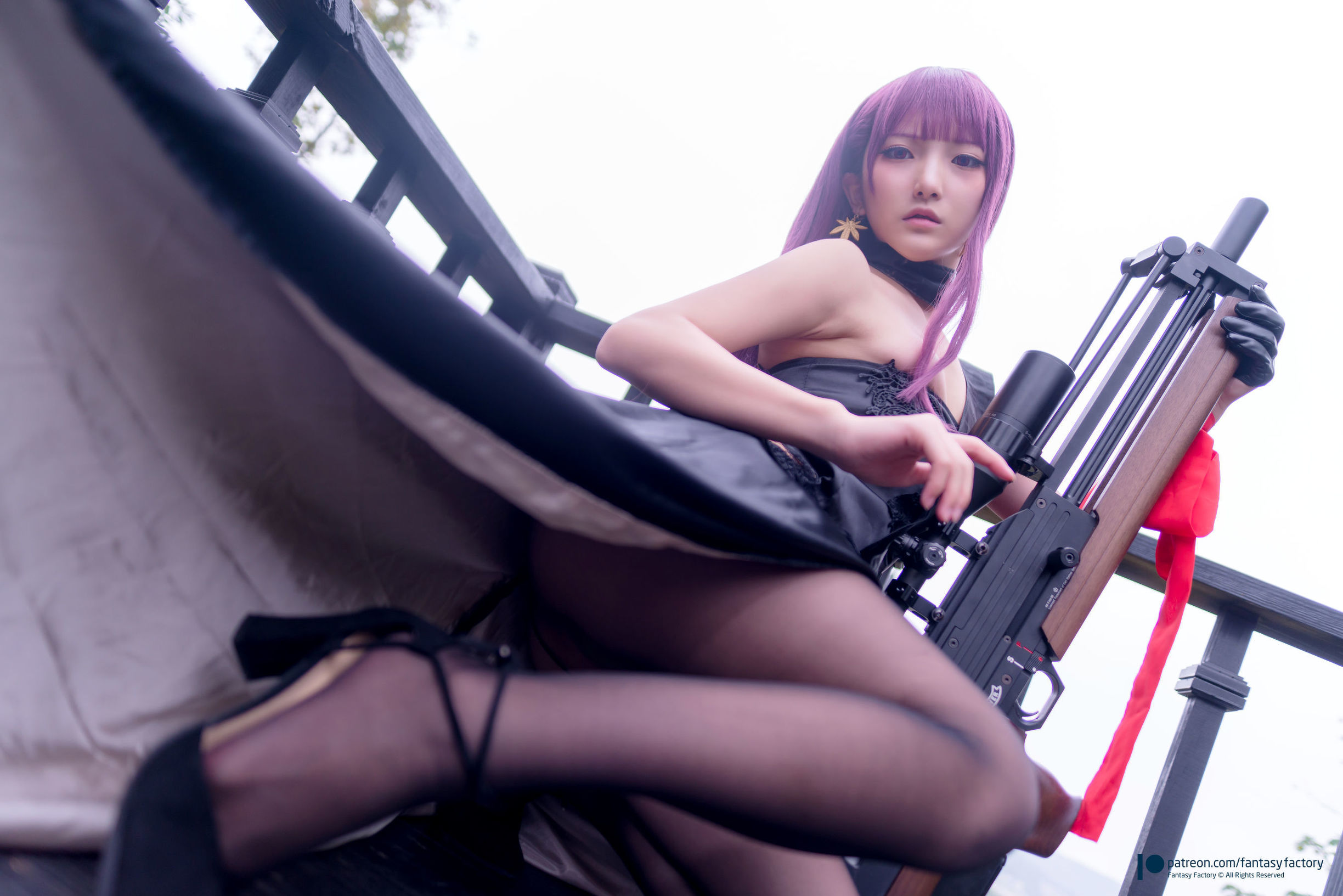 ファンタジー・ファクトリー] シャオディン・コスプレ - 黒ストッキング 黒ラテックス 女暗殺者