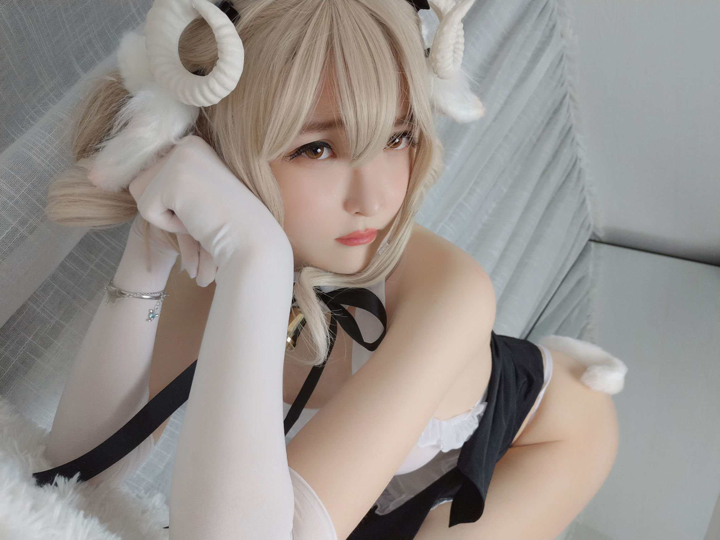 Yi Xiao Yang Ze Little Sheep