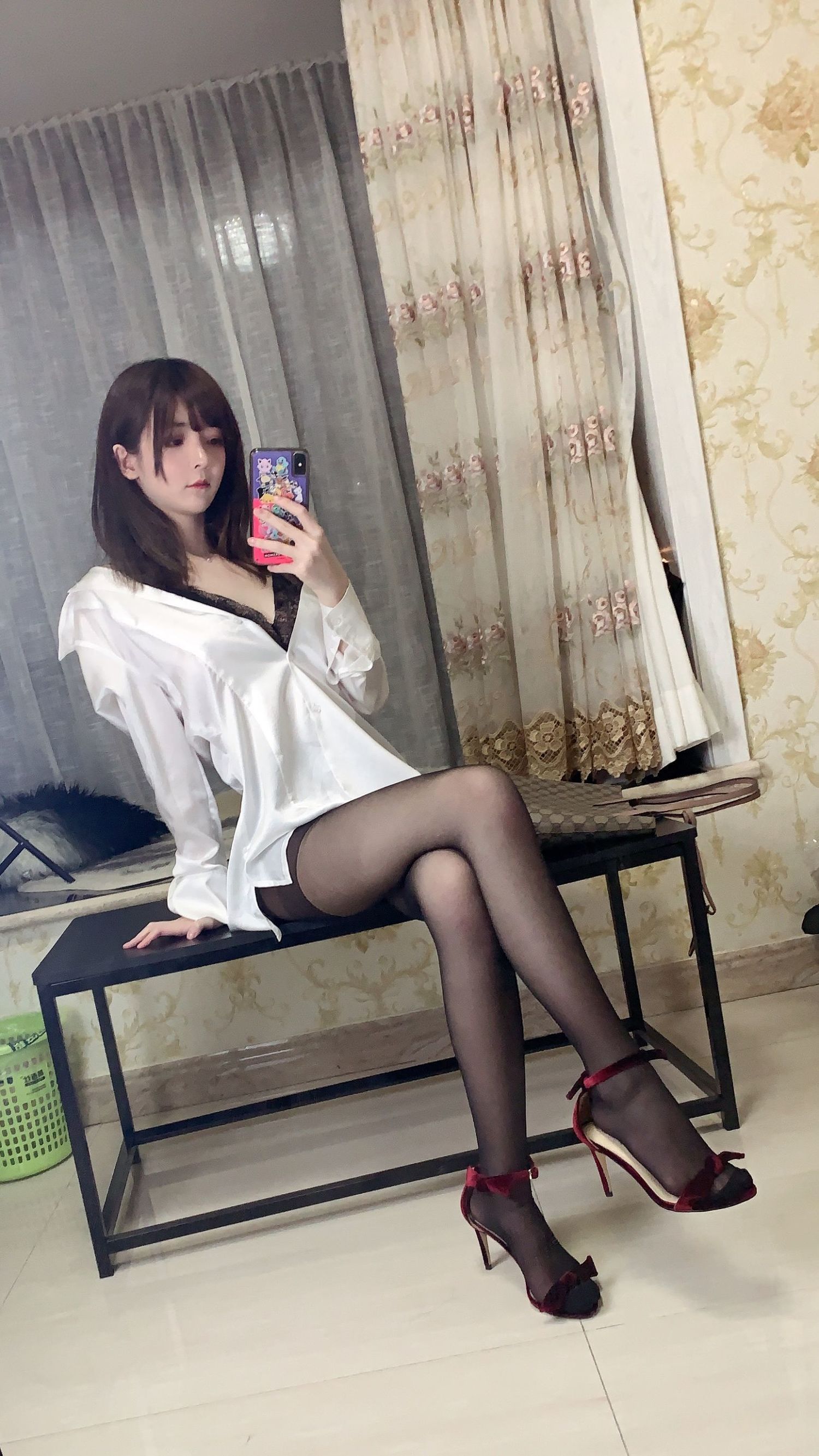 이소양제 여자친구와 데이트
