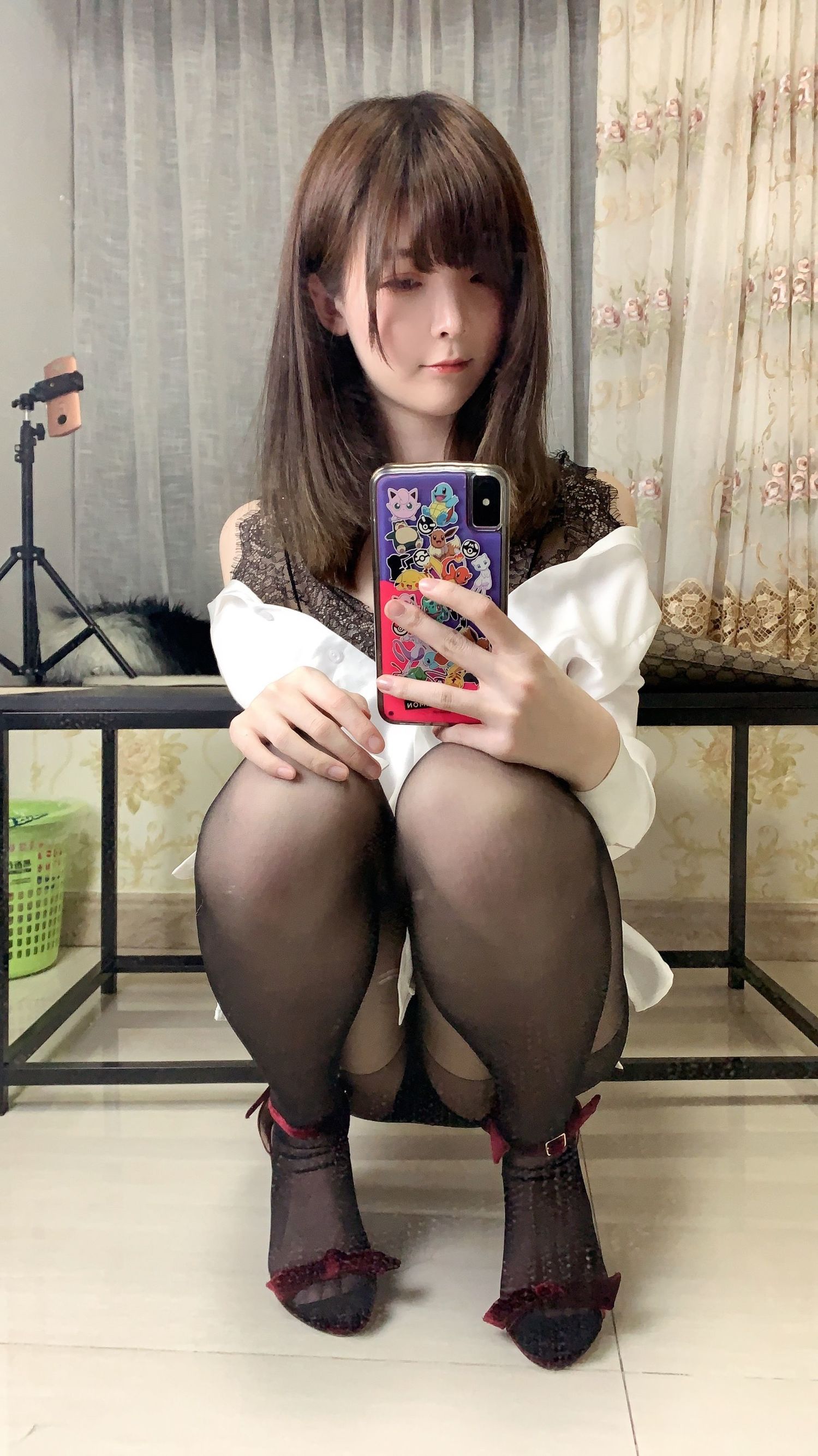 Í Tiểu Dương Trạch hẹn hò bạn gái