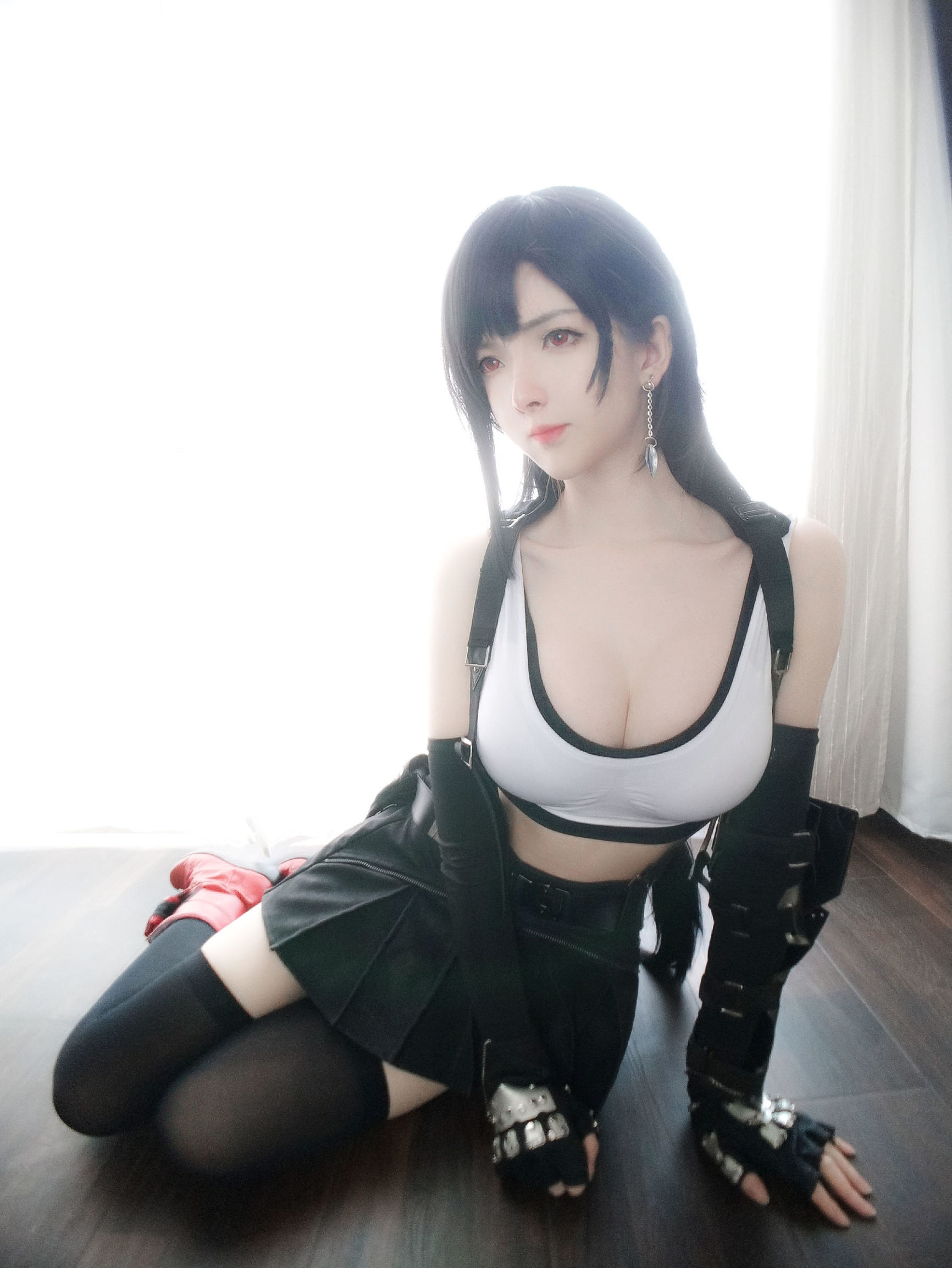 一小央澤 蒂法公式裝