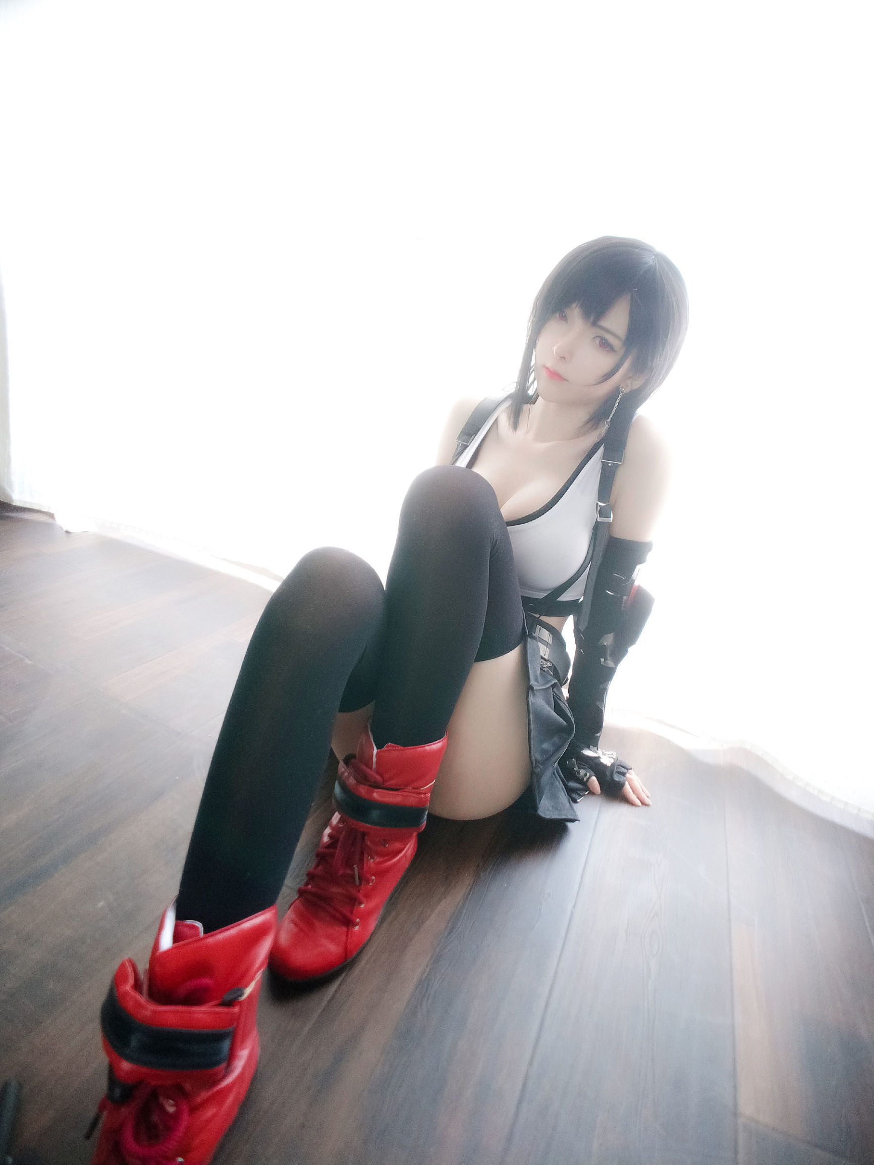 一小央澤 蒂法公式裝