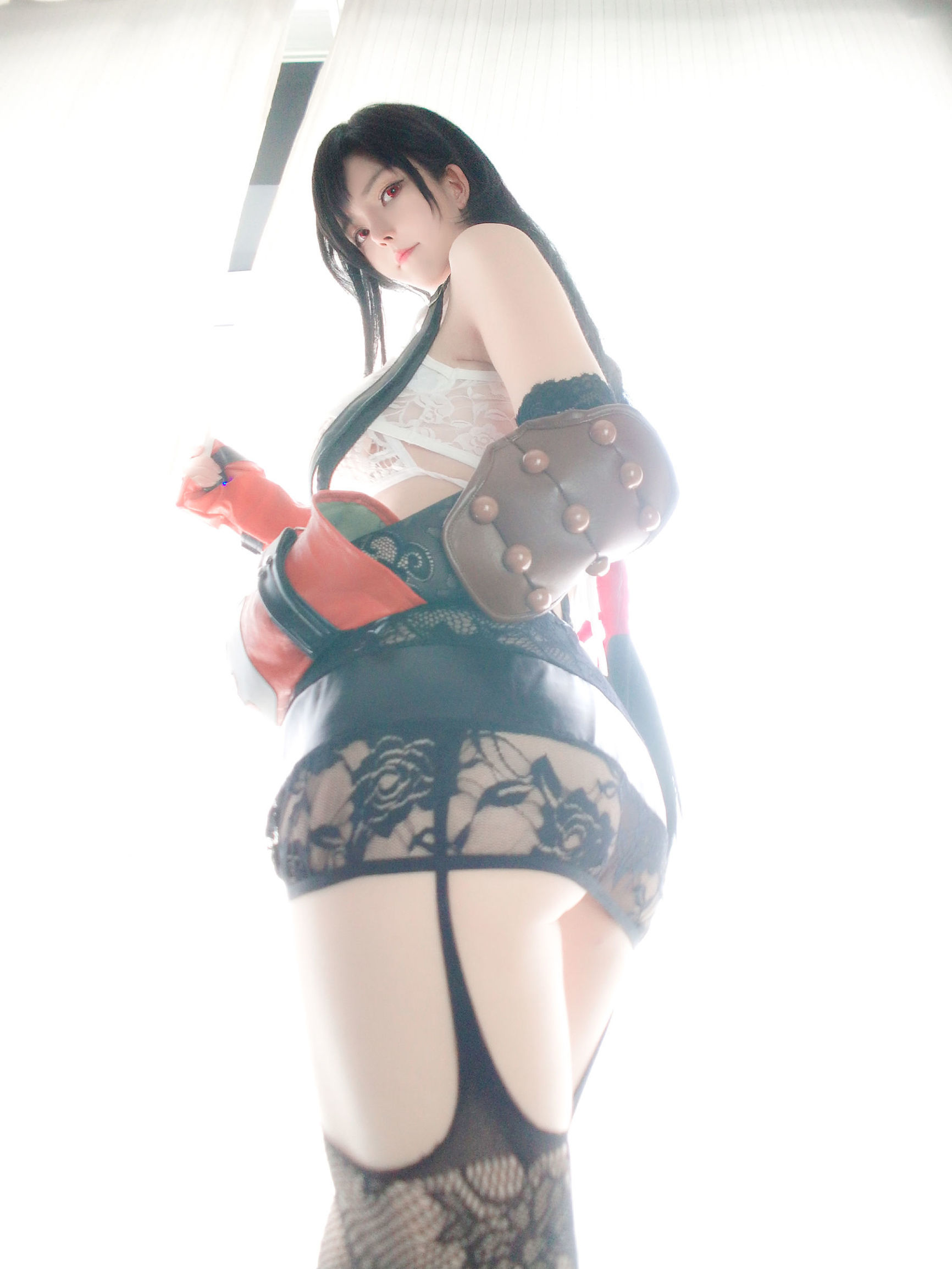Y Xiao Yang Ze Tifa Đồng Nhân
