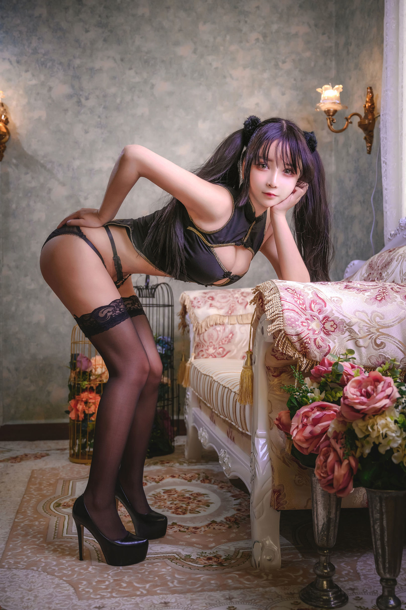 二次元妹子抱走莫子aa 雙馬尾 性感與清純