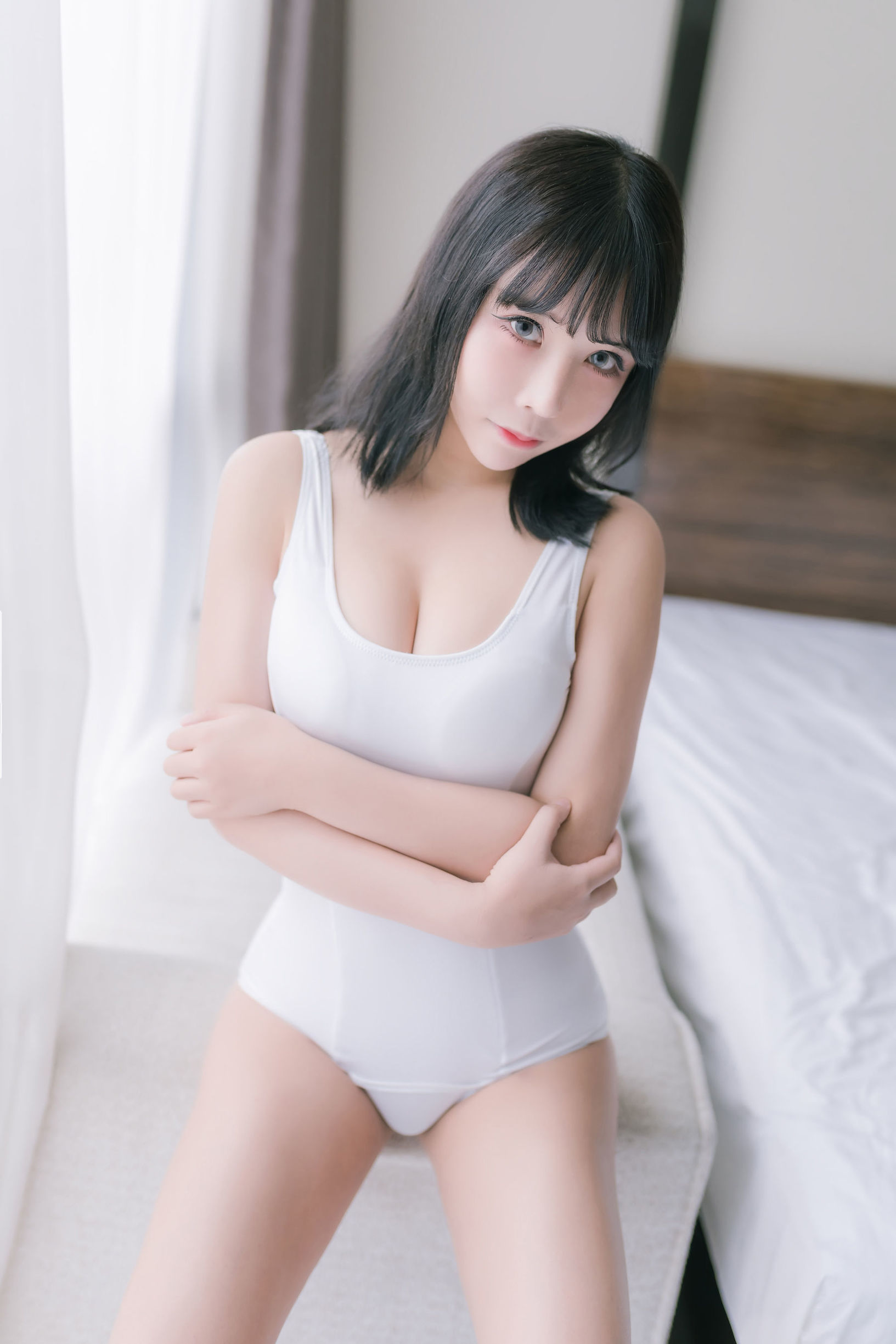 Cô gái 2D ôm đi Mo Zi aa, chị gái lớn.