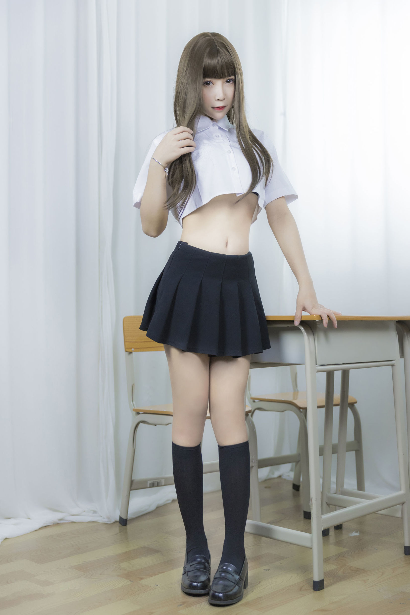 二次元妹子を抱いて連れ去るモ子AA 君が下課するのを待つ