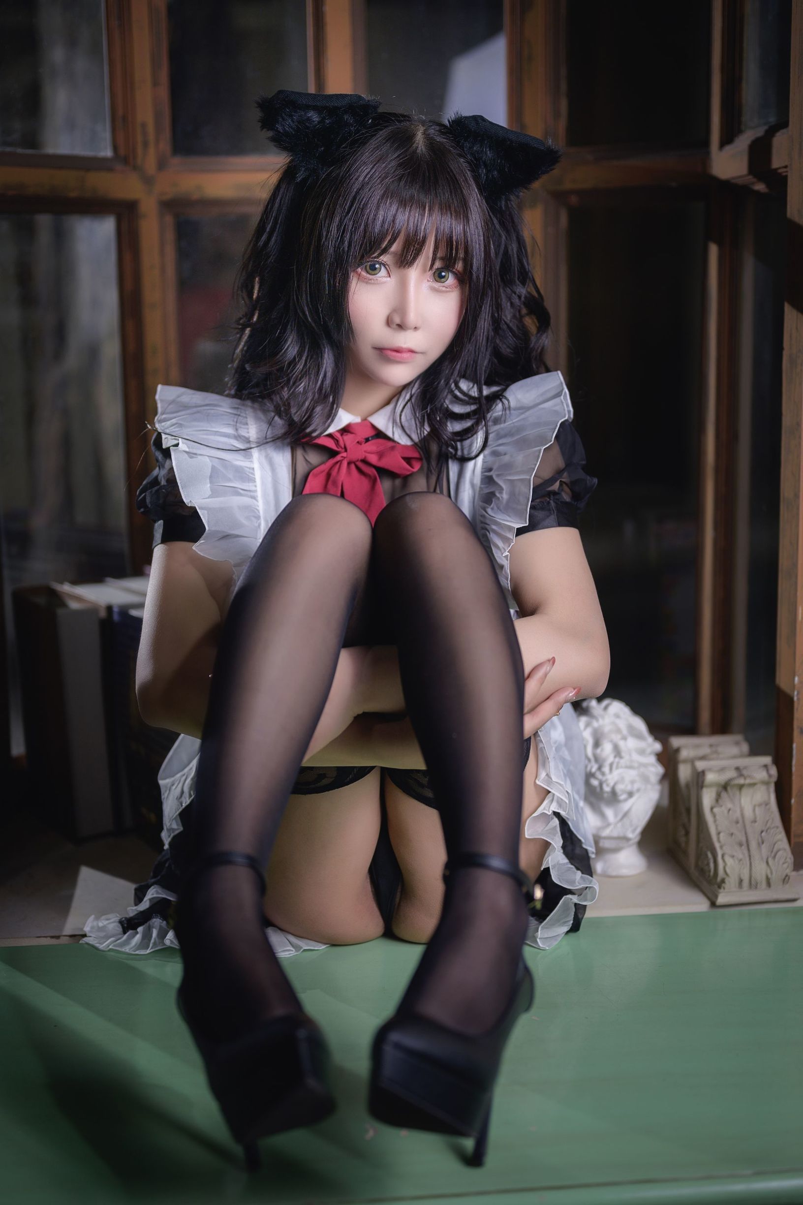 Two-dimensional girl takes away Mozi aa, black silk cat maid