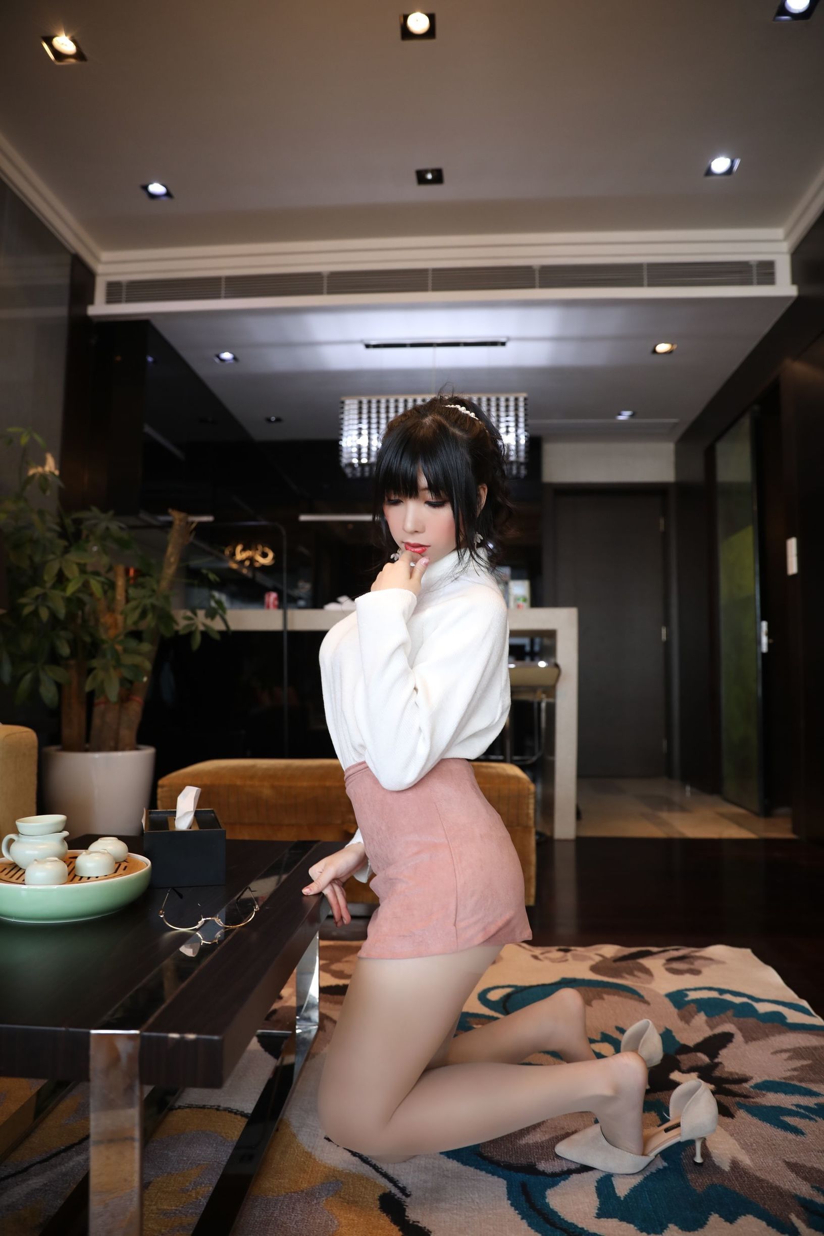 二次元巨乳美女 鹿野希 単馬尾眼鏡娘