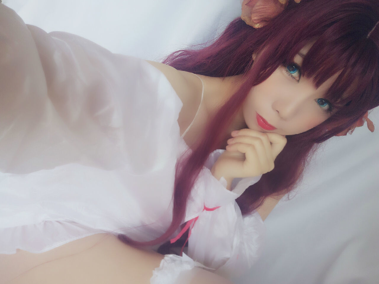 二次元巨乳美女鹿野希 紅月幻想