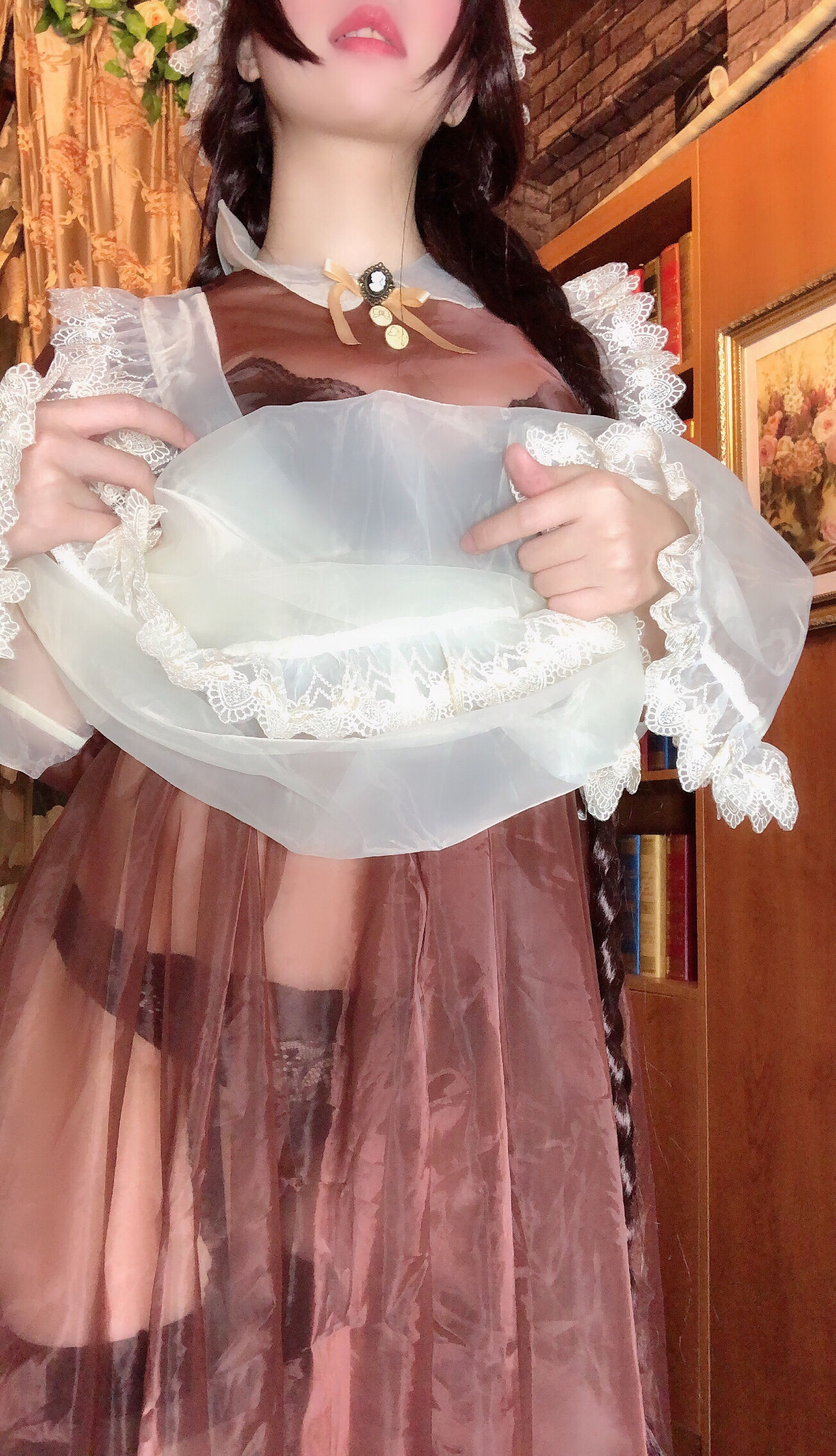 二次元巨乳美女鹿野希 透明メイド