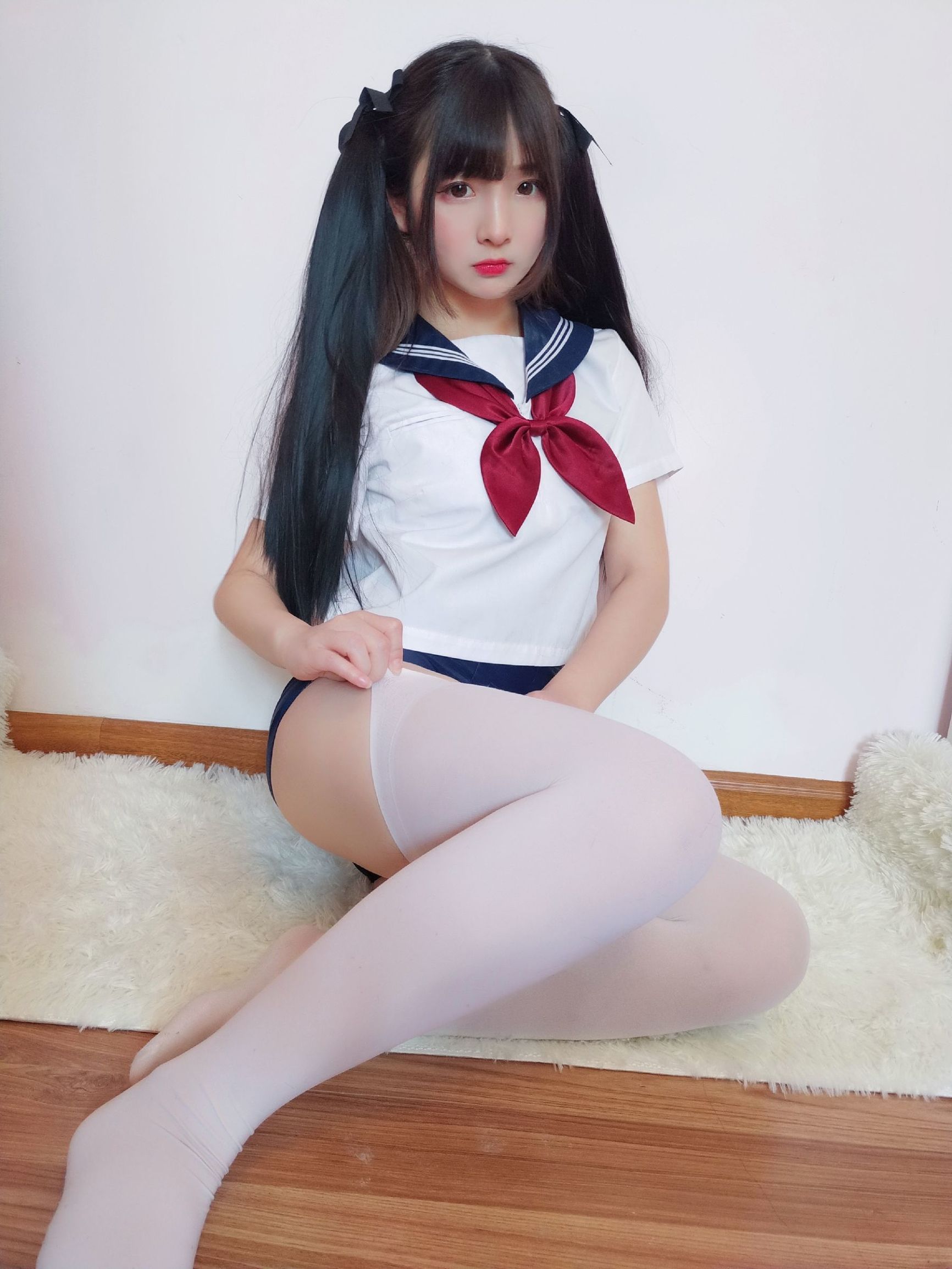 이차원 미녀 후루카와 카구라 세일러복 학교 수영복