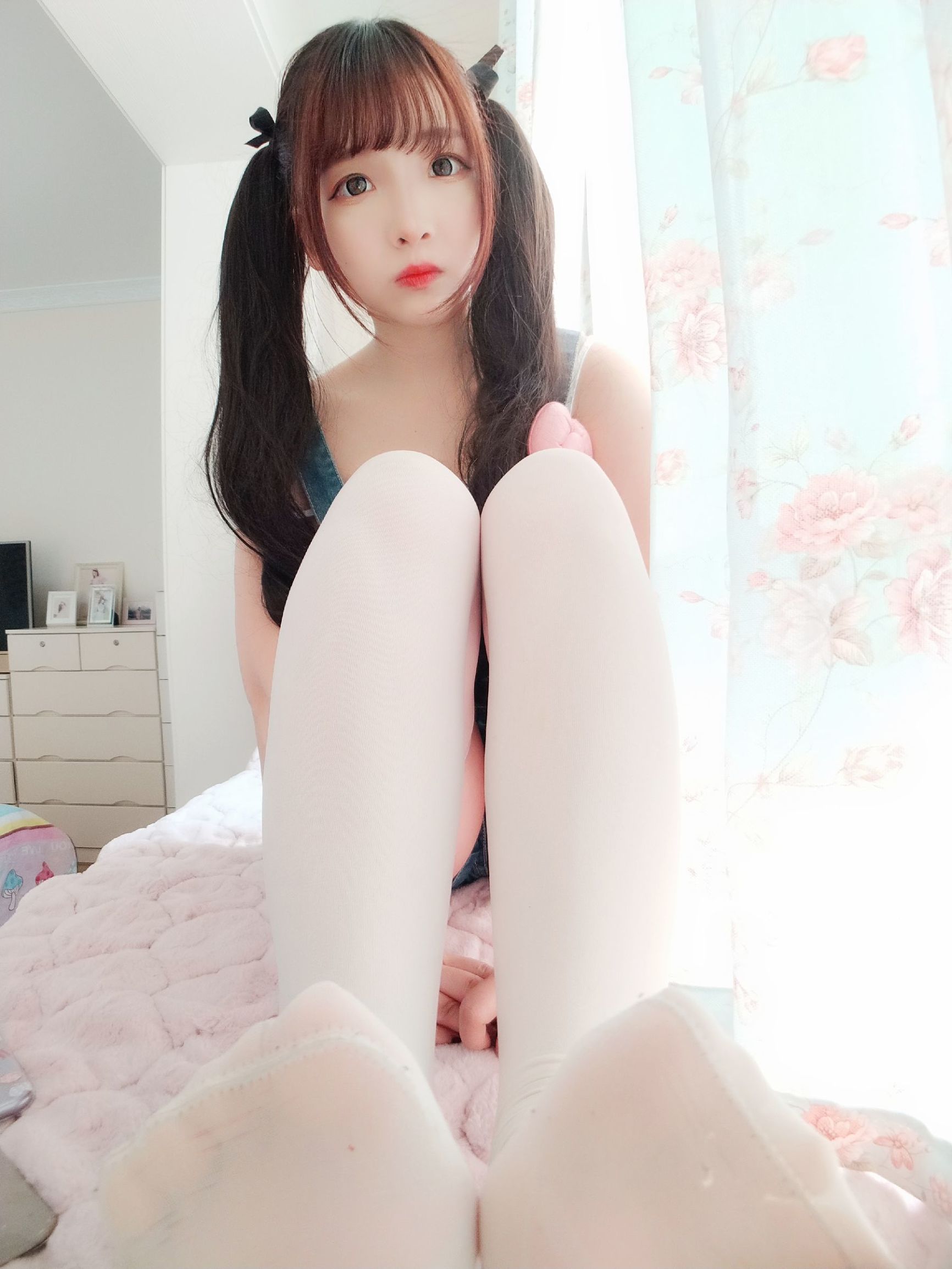 2D Beauty Furukawa Kagura Denim Strap Shorts