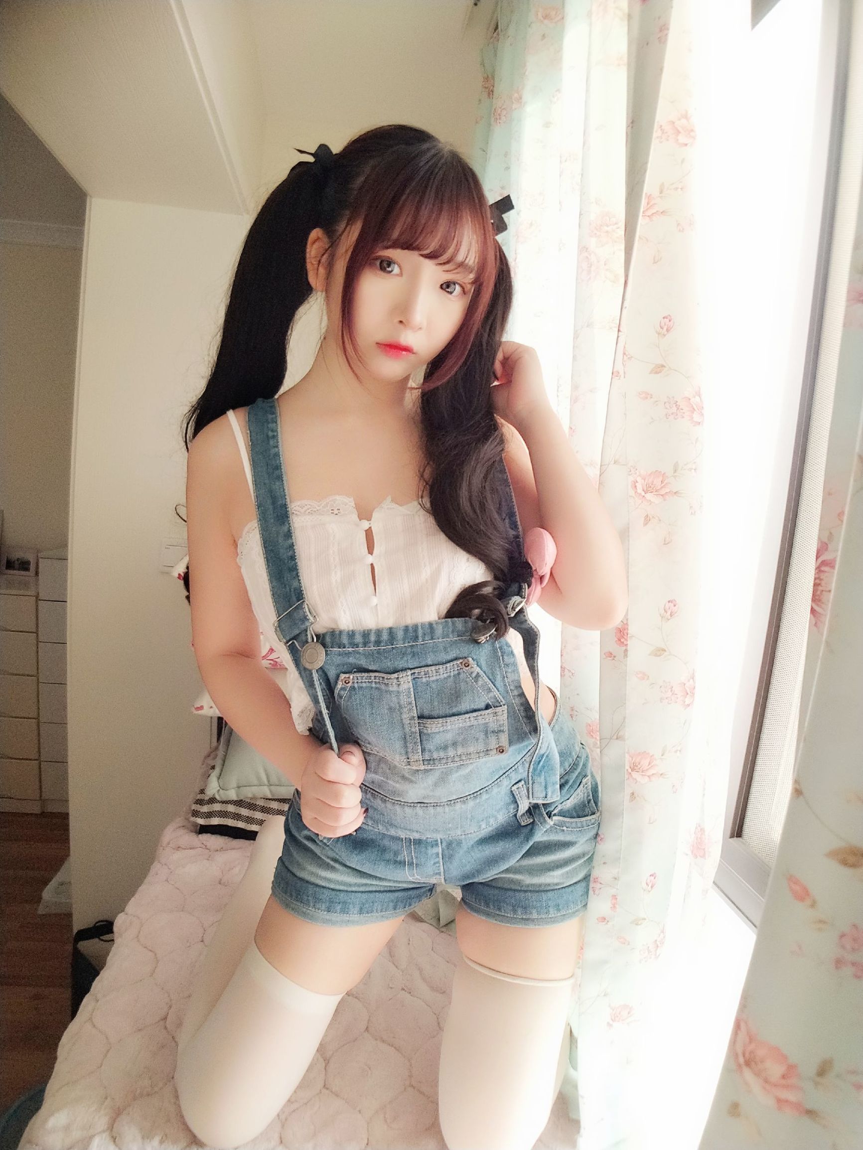 2D Beauty Furukawa Kagura Denim Strap Shorts