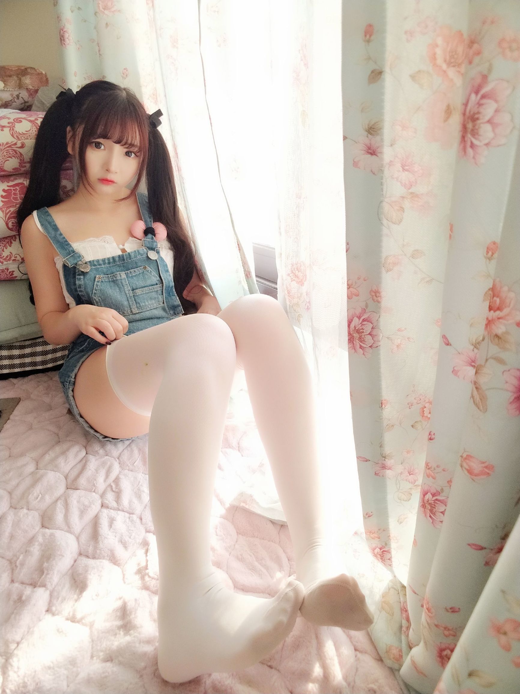 2D Beauty Furukawa Kagura Denim Strap Shorts
