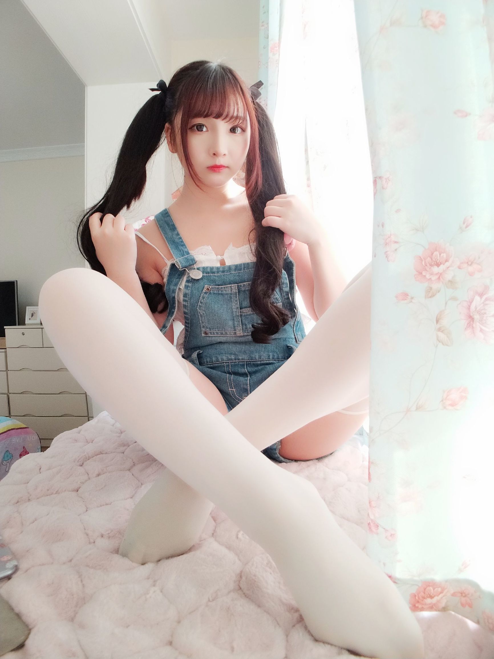 2D Beauty Furukawa Kagura Denim Strap Shorts