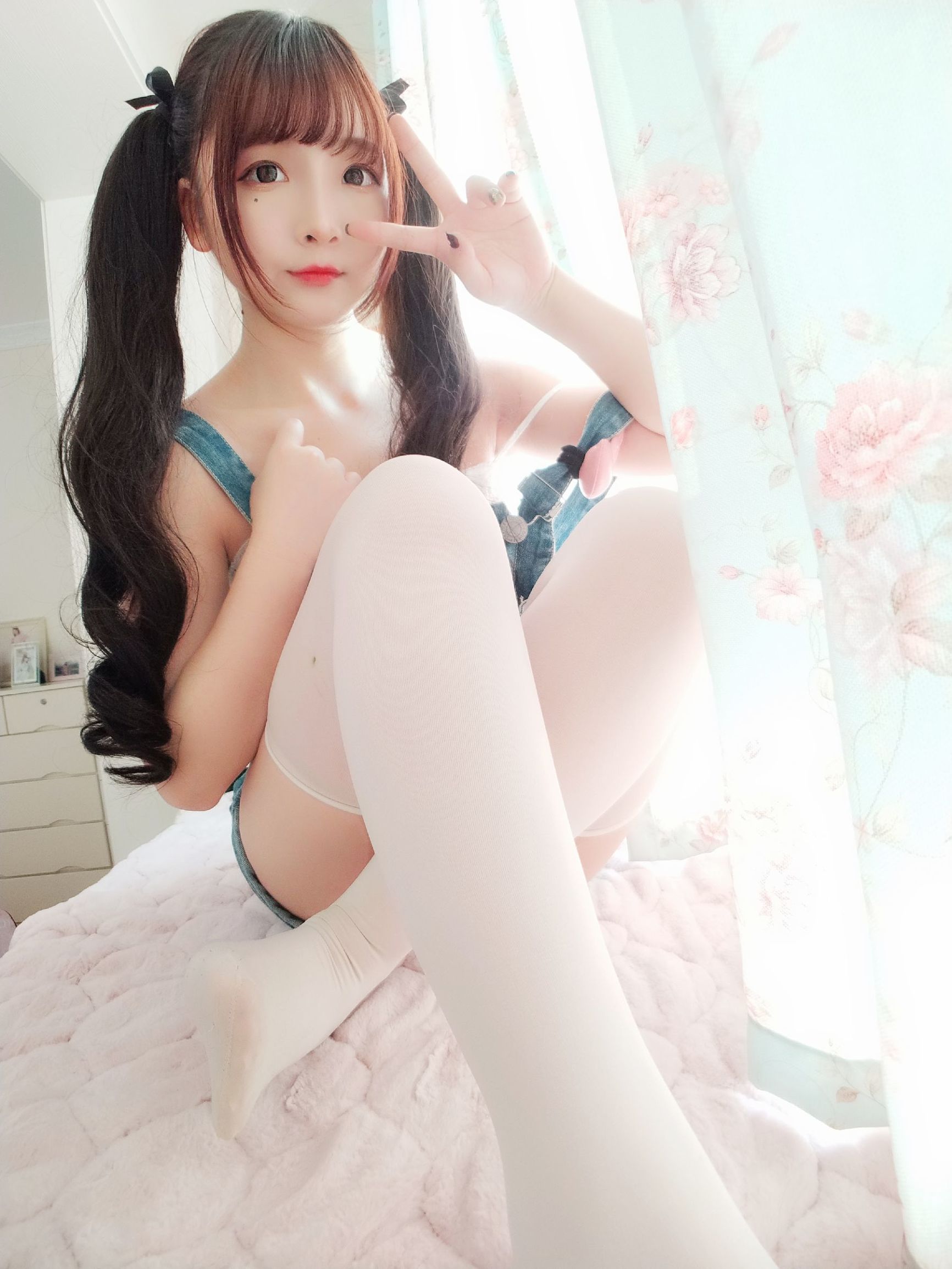 2D Beauty Furukawa Kagura Denim Strap Shorts