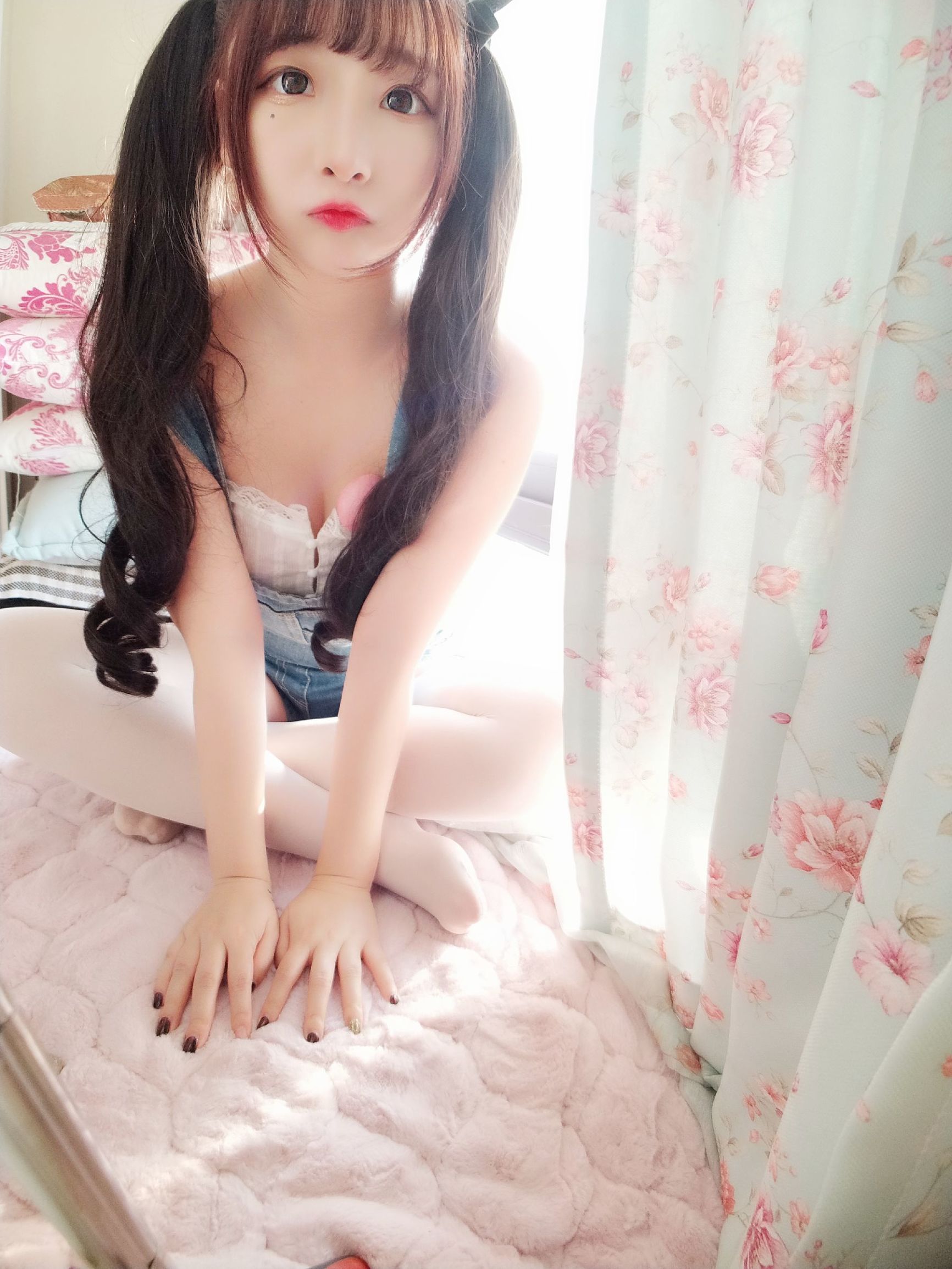 2D Beauty Furukawa Kagura Denim Strap Shorts