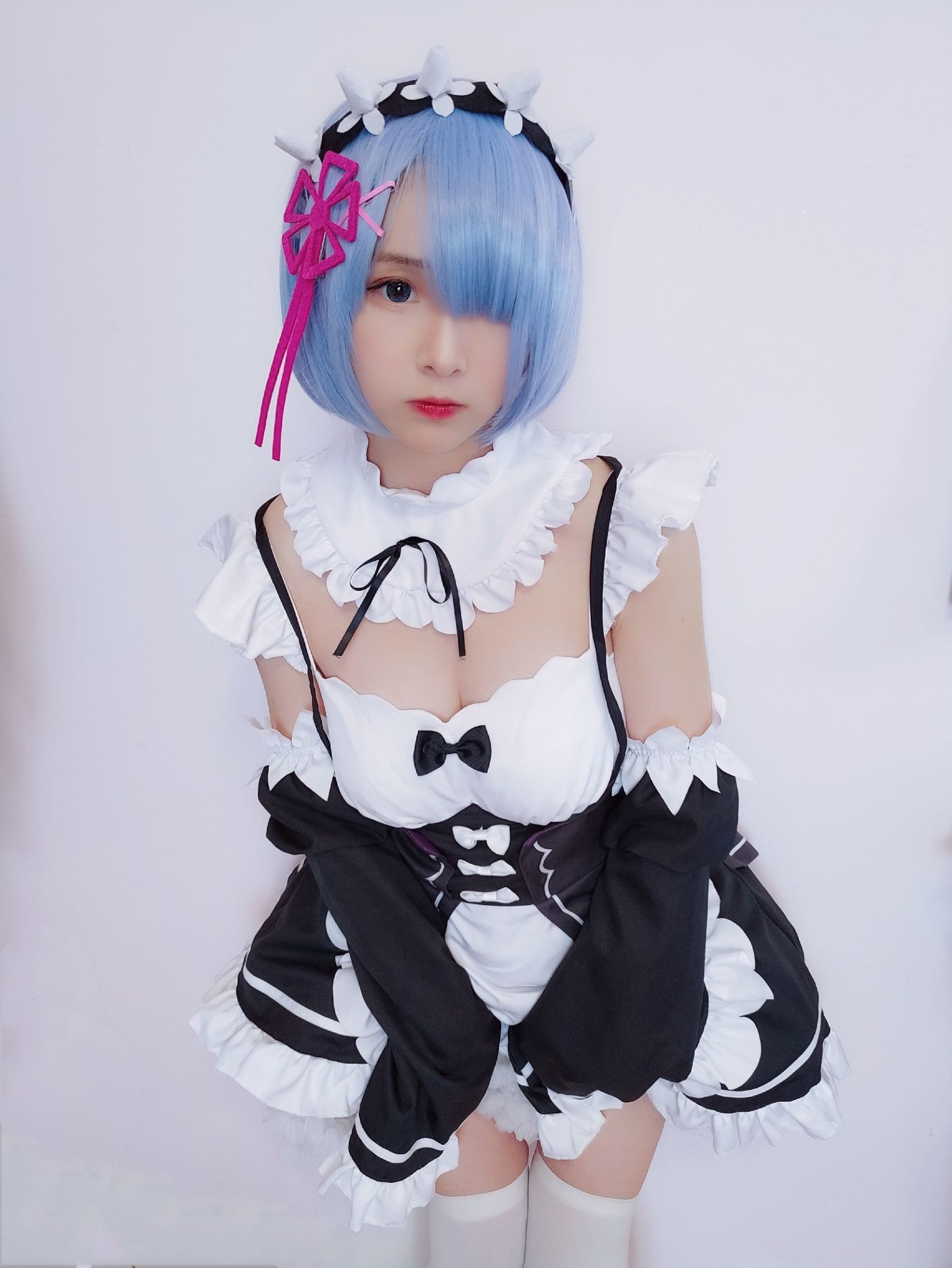 Người đẹp 2D Furukawa Kagura Rem nữ hầu