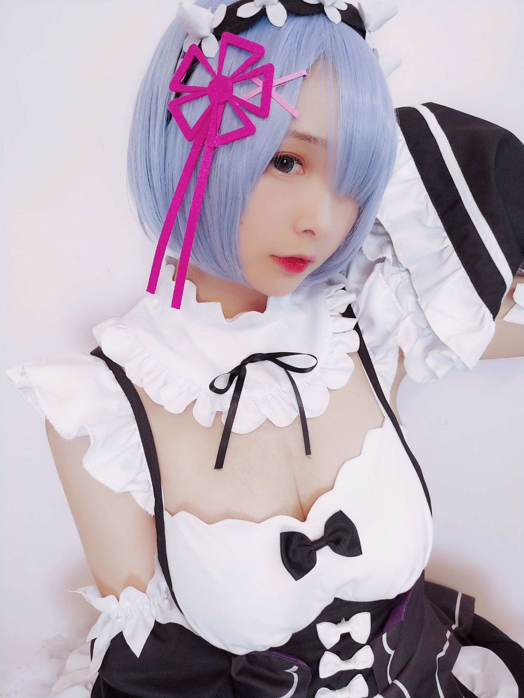 Người đẹp 2D Furukawa Kagura Rem nữ hầu
