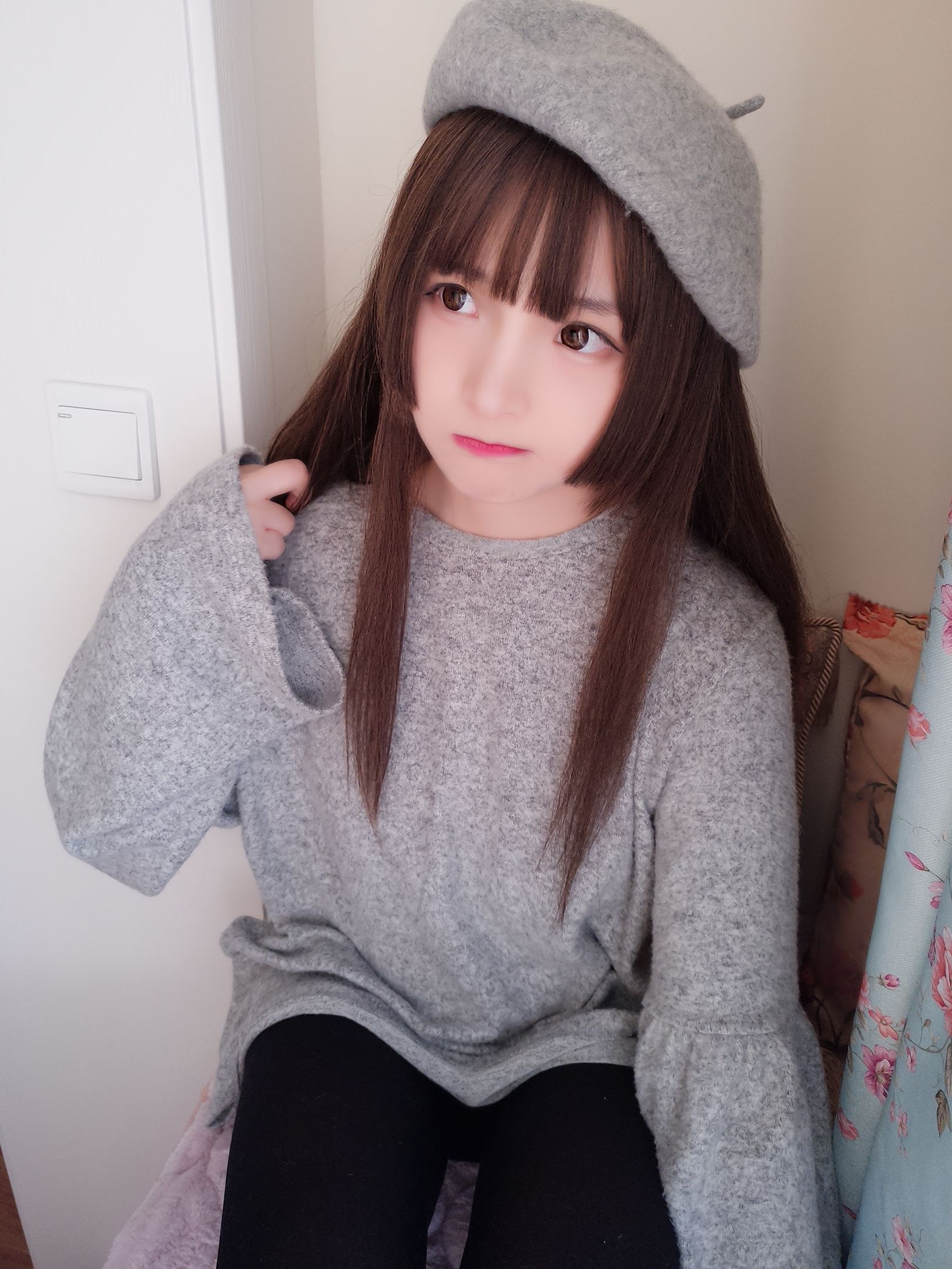 二次元美女古川カグラ 鮫の画家