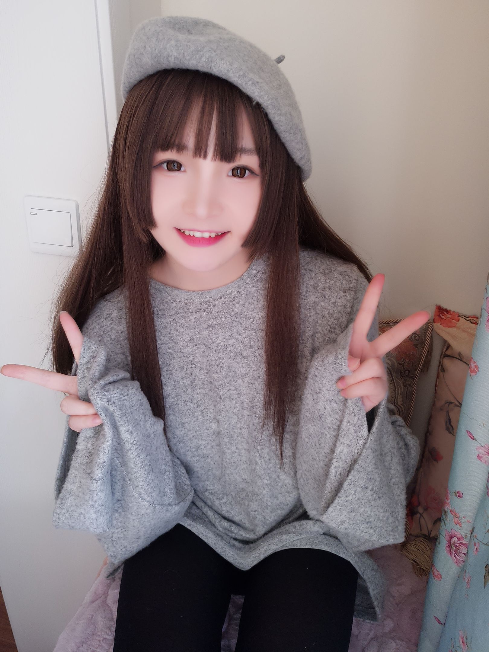 二次元美女古川カグラ 鮫の画家