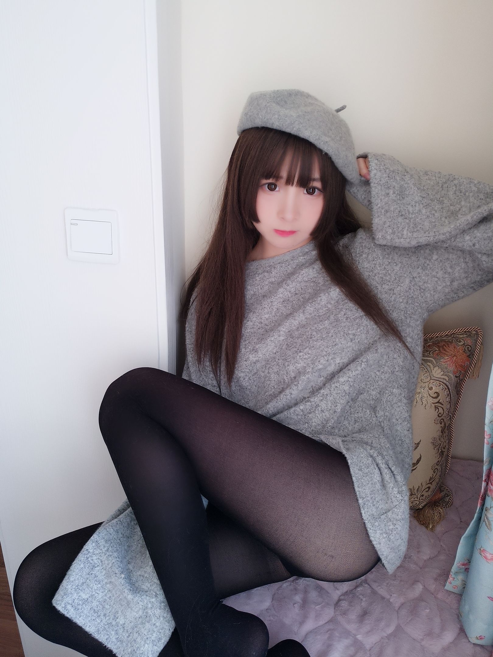 二次元美女古川カグラ 鮫の画家
