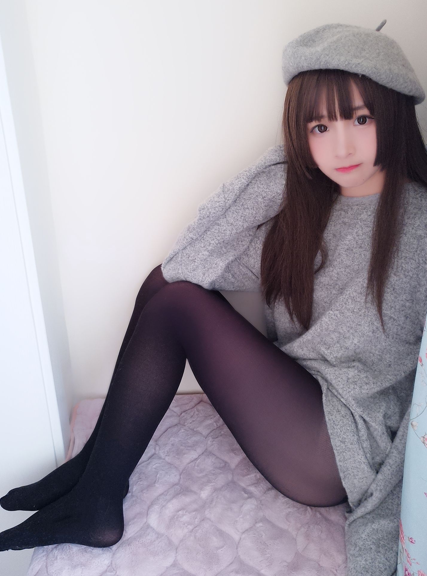 二次元美女古川カグラ 鮫の画家