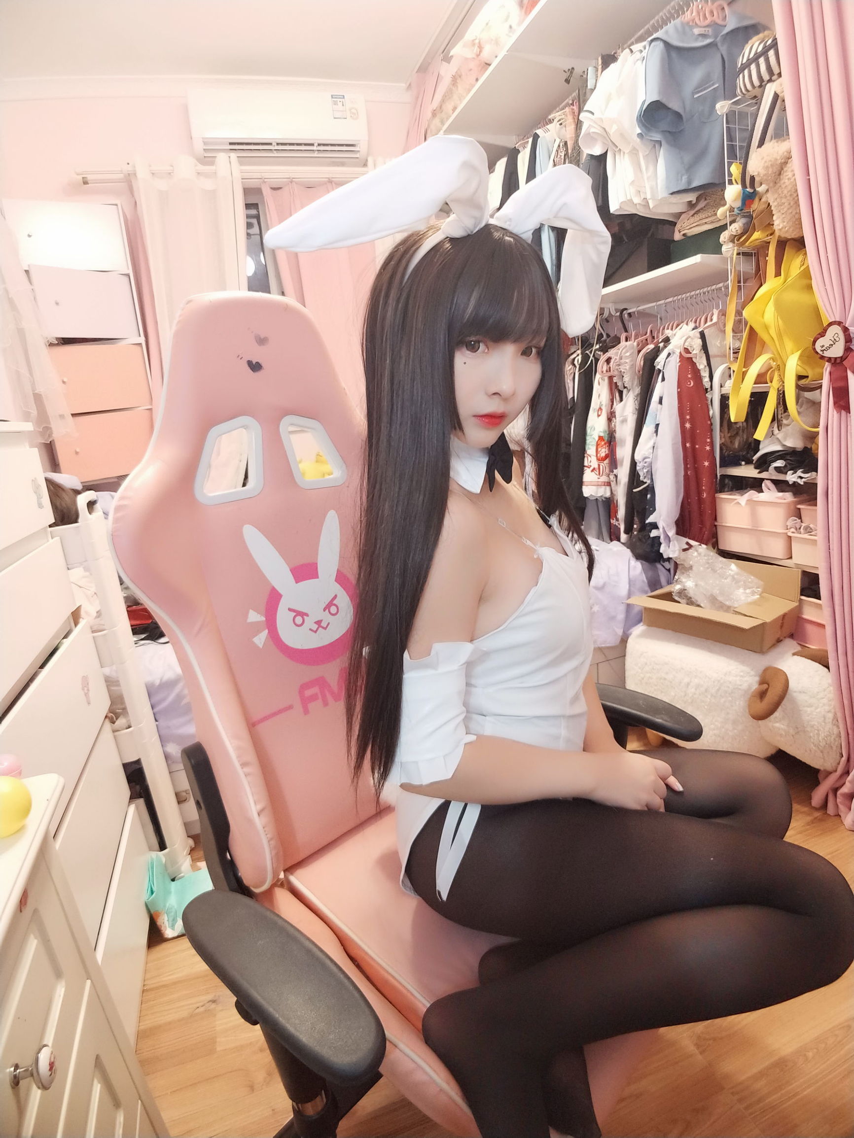 Người đẹp 2D Furukawa Kagura - Nữ lang bunny tất đen