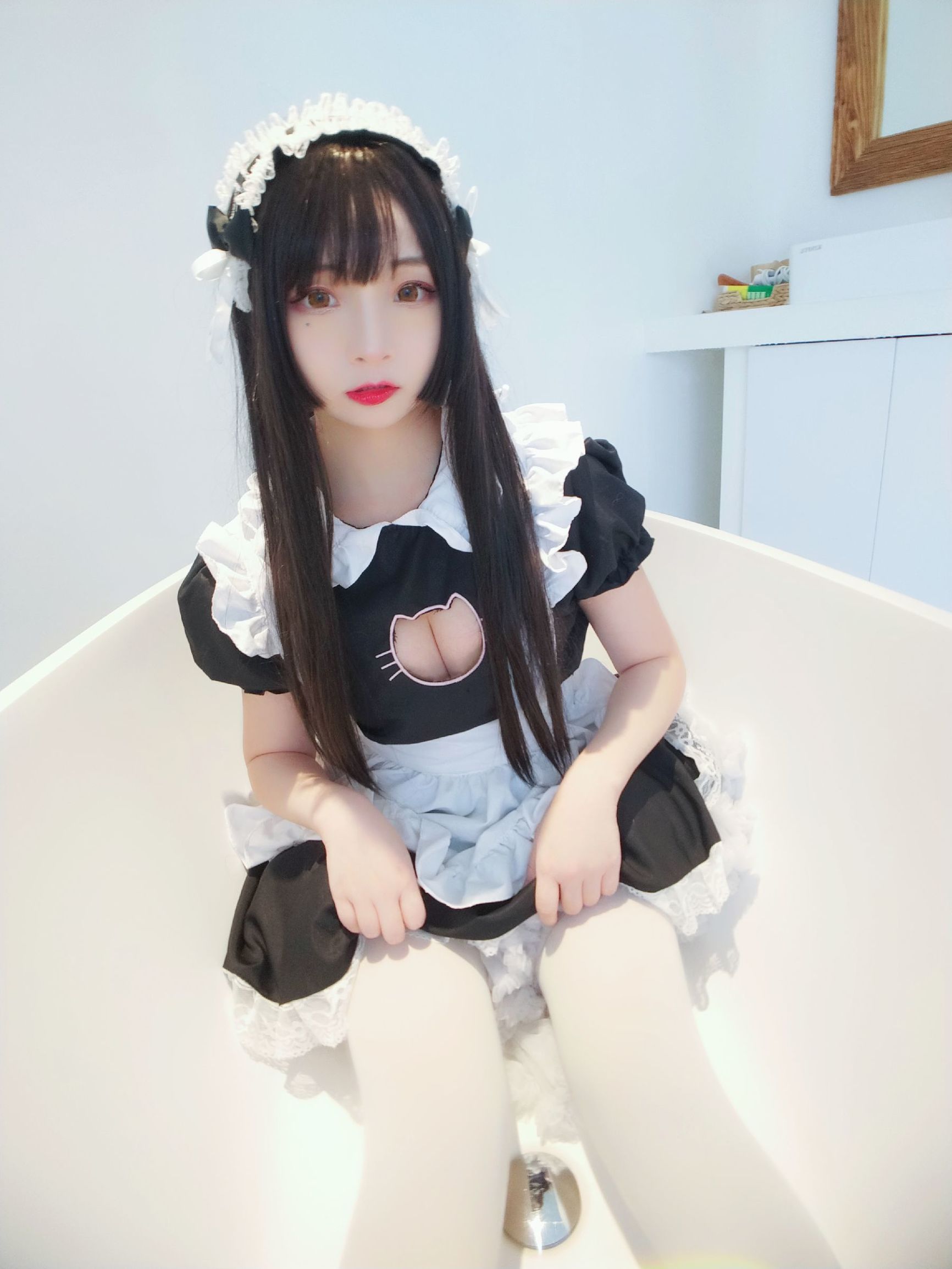 二次元美女古川カグラ 黒白メイド