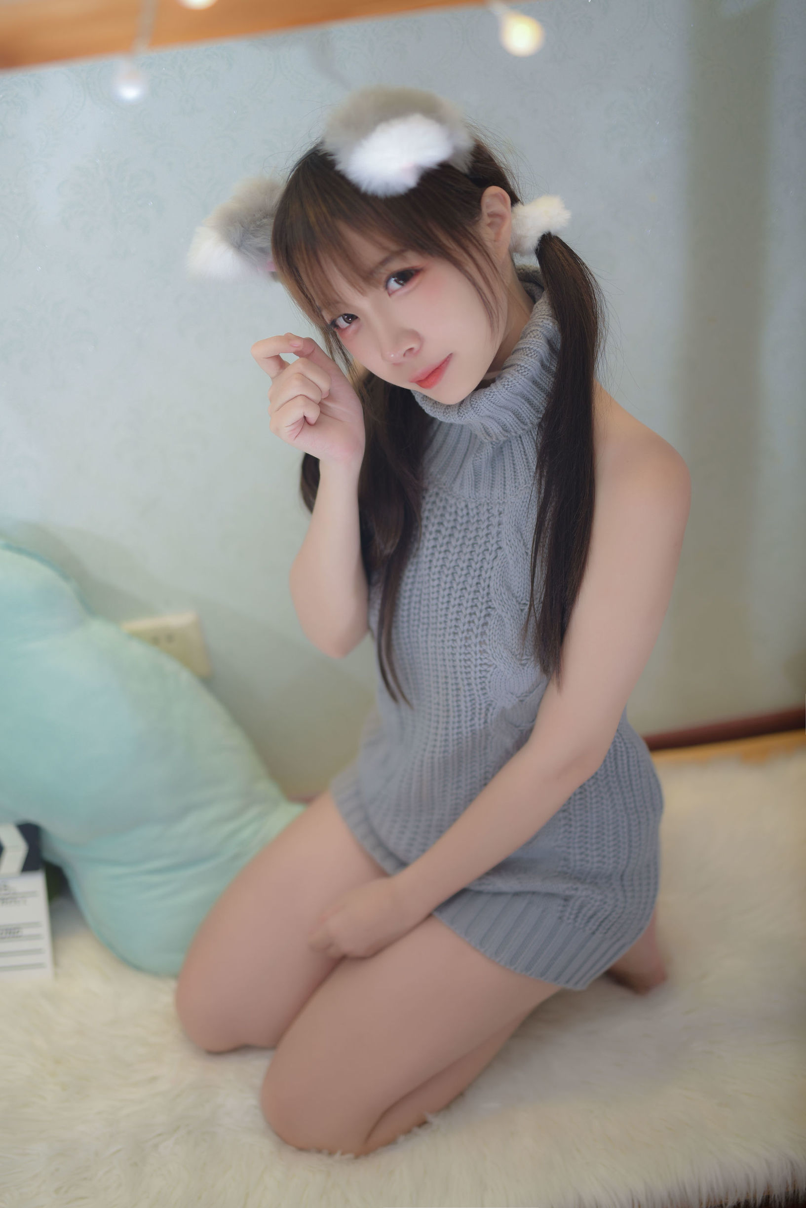 人氣Coser二佐Nisa 寵物少女 私房露背毛衣