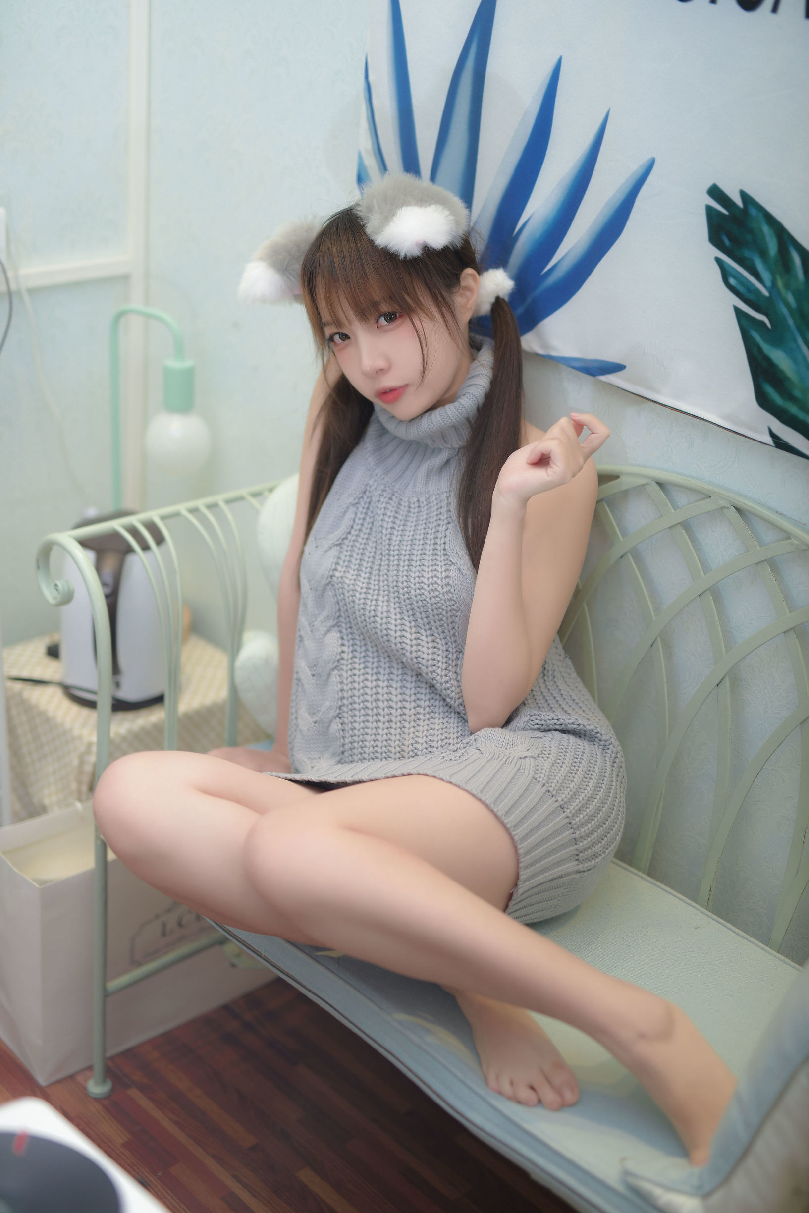 人氣Coser二佐Nisa 寵物少女 私房露背毛衣
