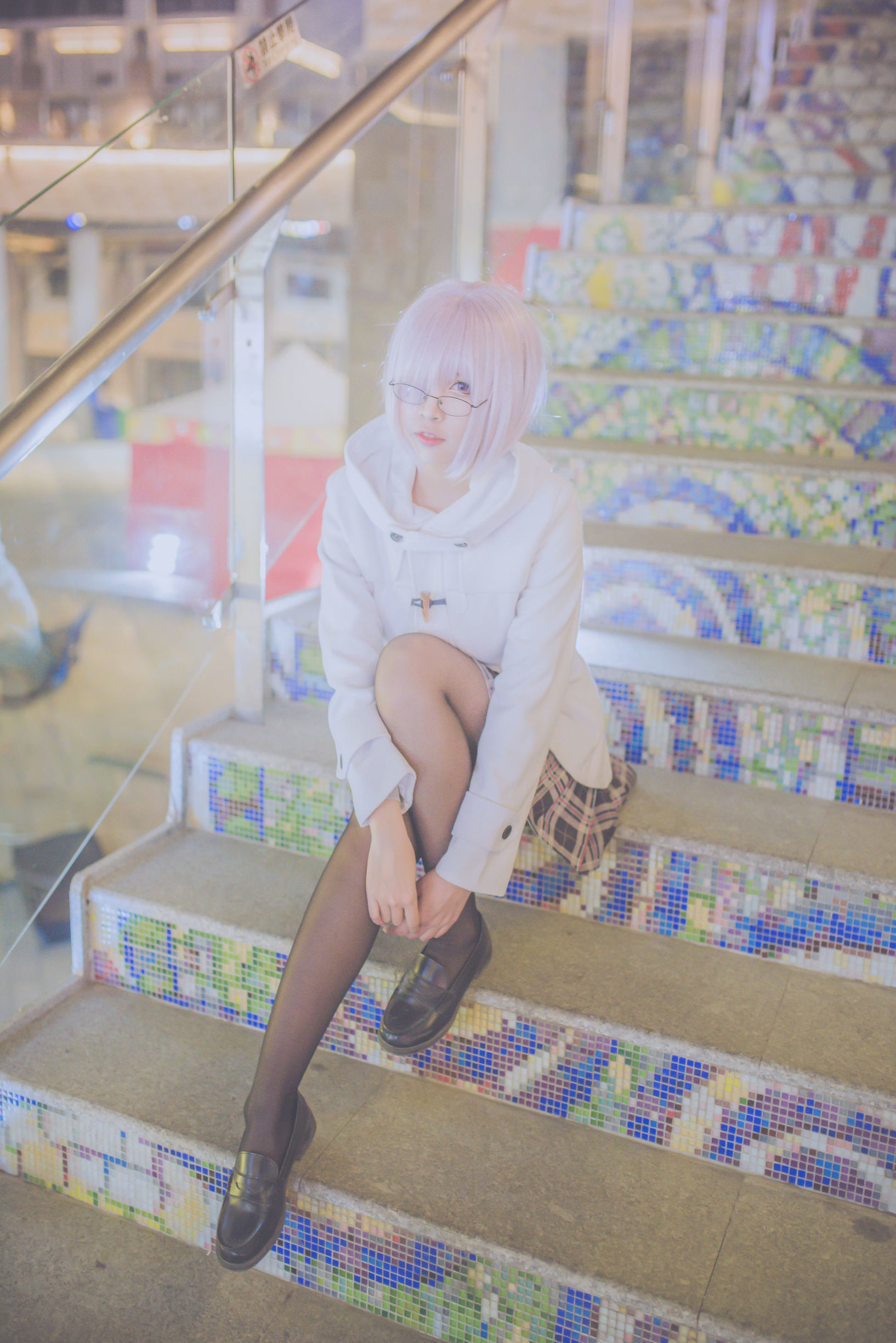 Popular Cosplayer Erza Nisa Mashu Outdoor Shoot