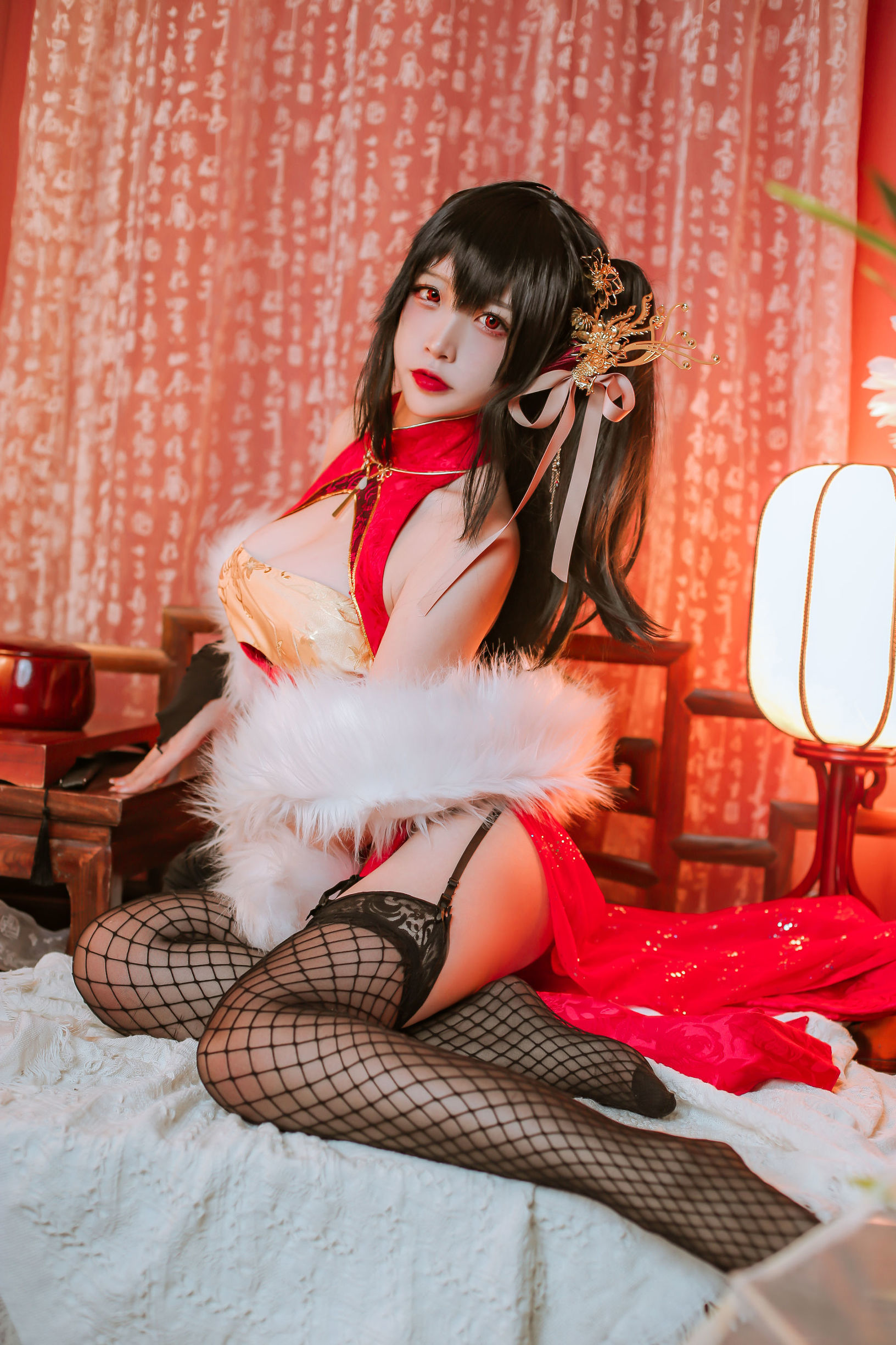 Coser nổi tiếng Er Zuo Nisa - Taihou Azur Lane qipao