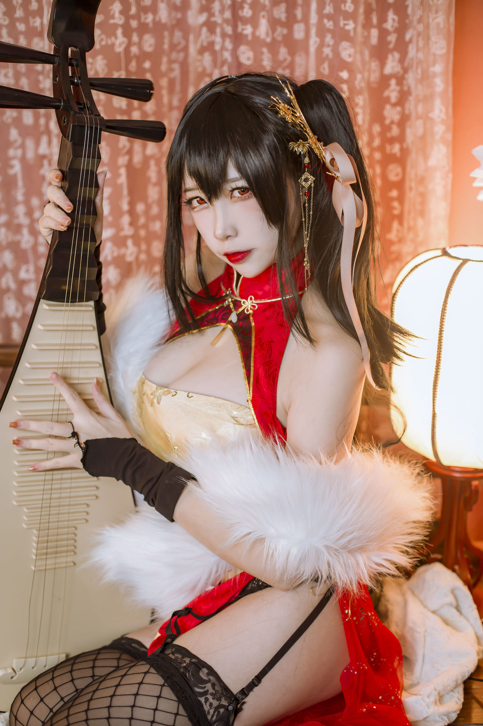 Coser nổi tiếng Er Zuo Nisa - Taihou Azur Lane qipao