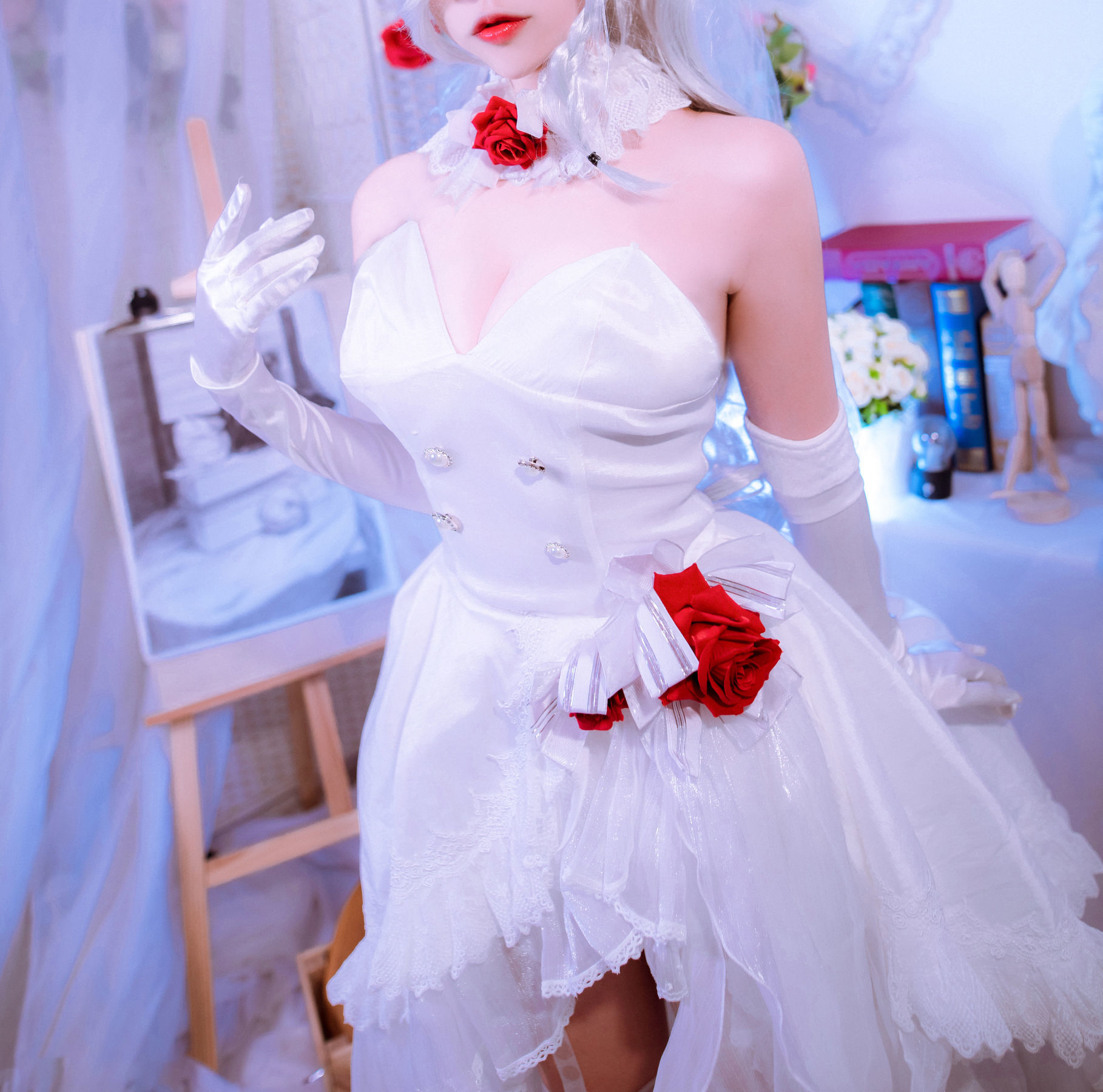 Popular Cosplayer Er Zuo Nisa Bride