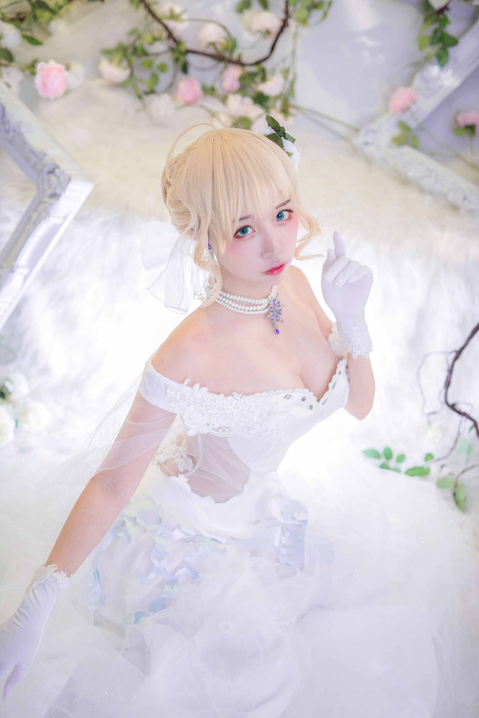 人気のコスプレイヤー ニサ 花嫁