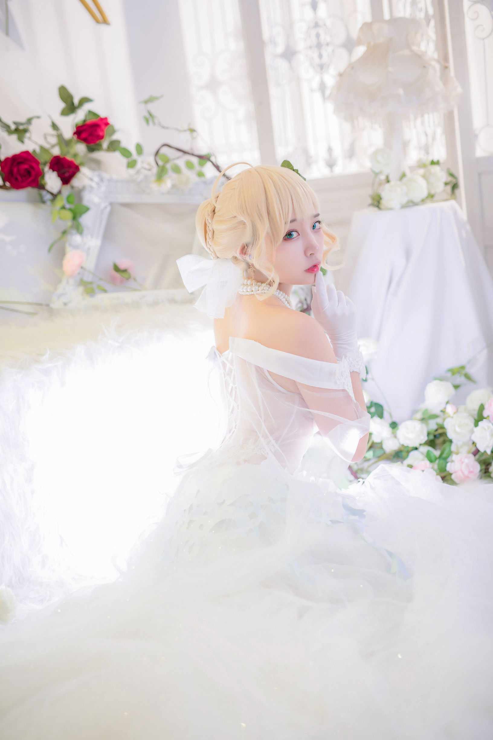 人気のコスプレイヤー ニサ 花嫁