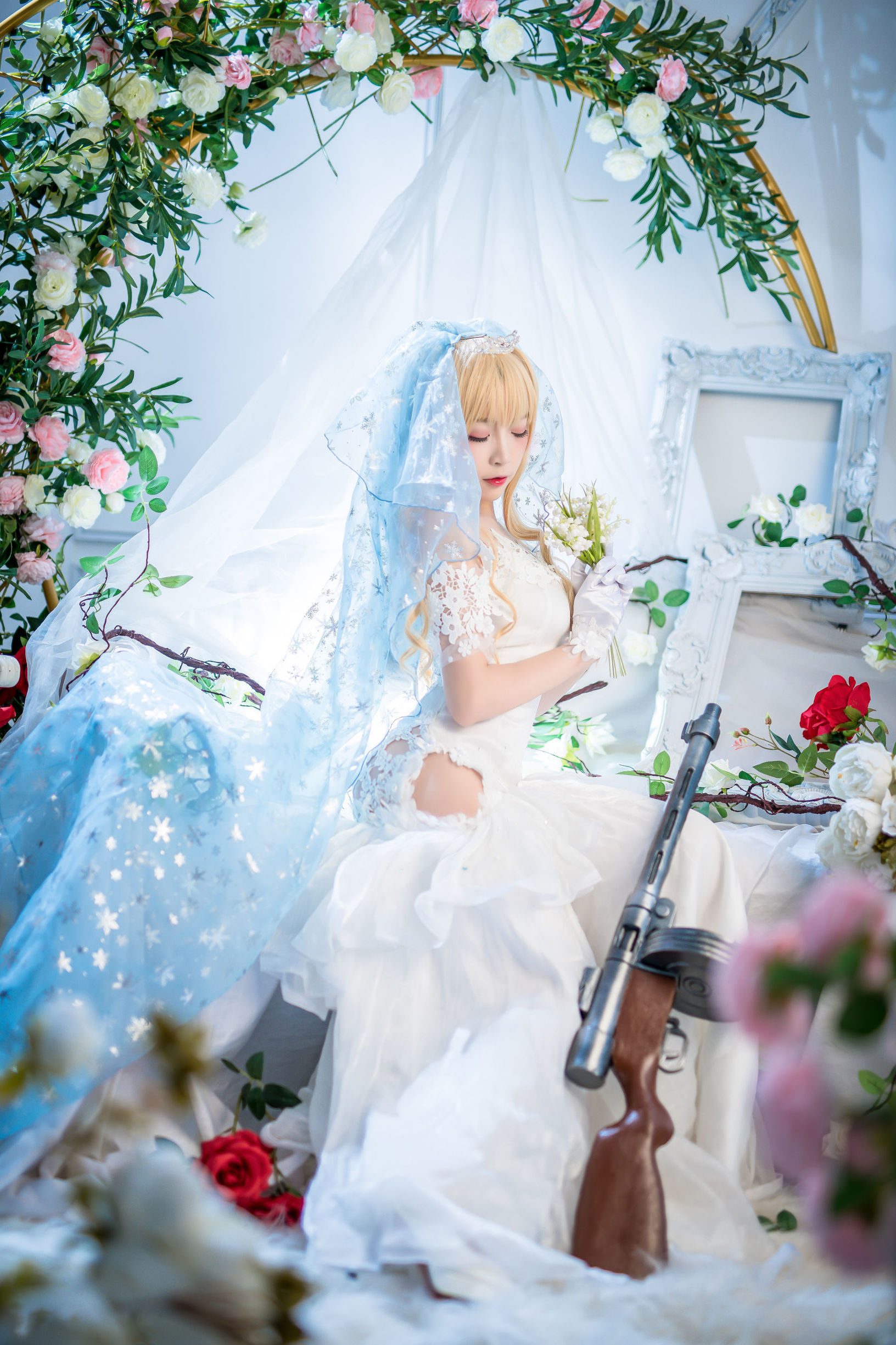 Popular Cosplayer Er Zuo Nisa Bride