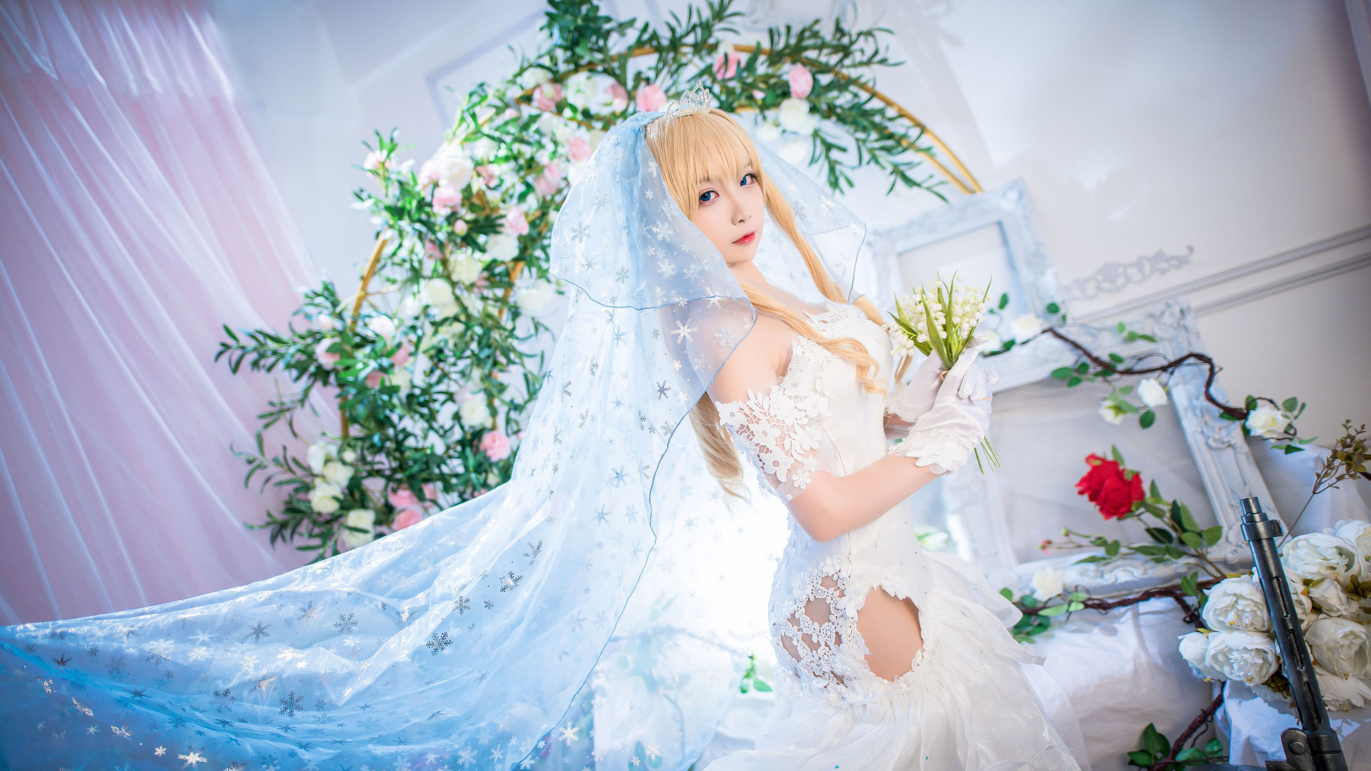 Popular Cosplayer Er Zuo Nisa Bride
