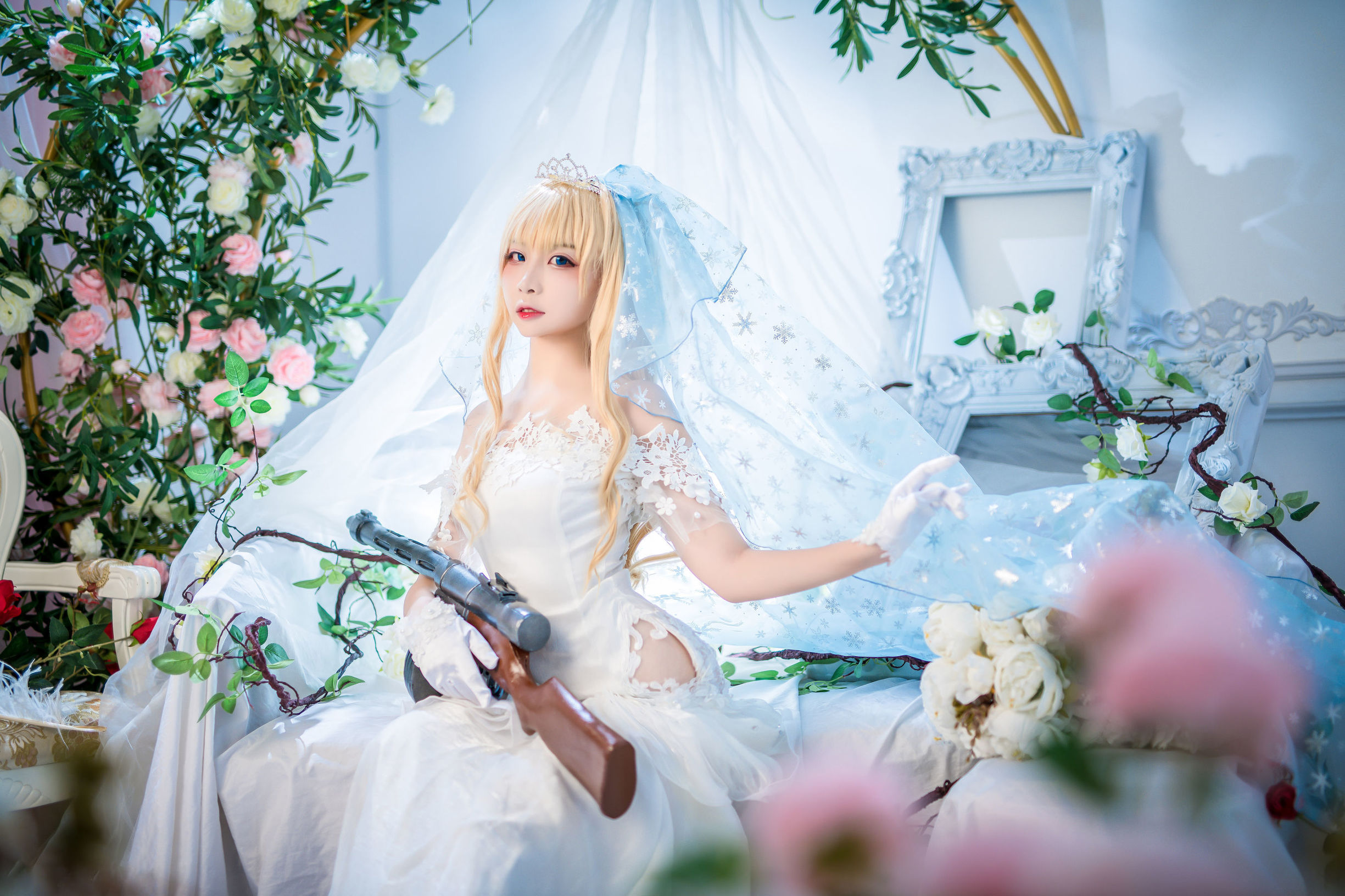 Popular Cosplayer Er Zuo Nisa Bride