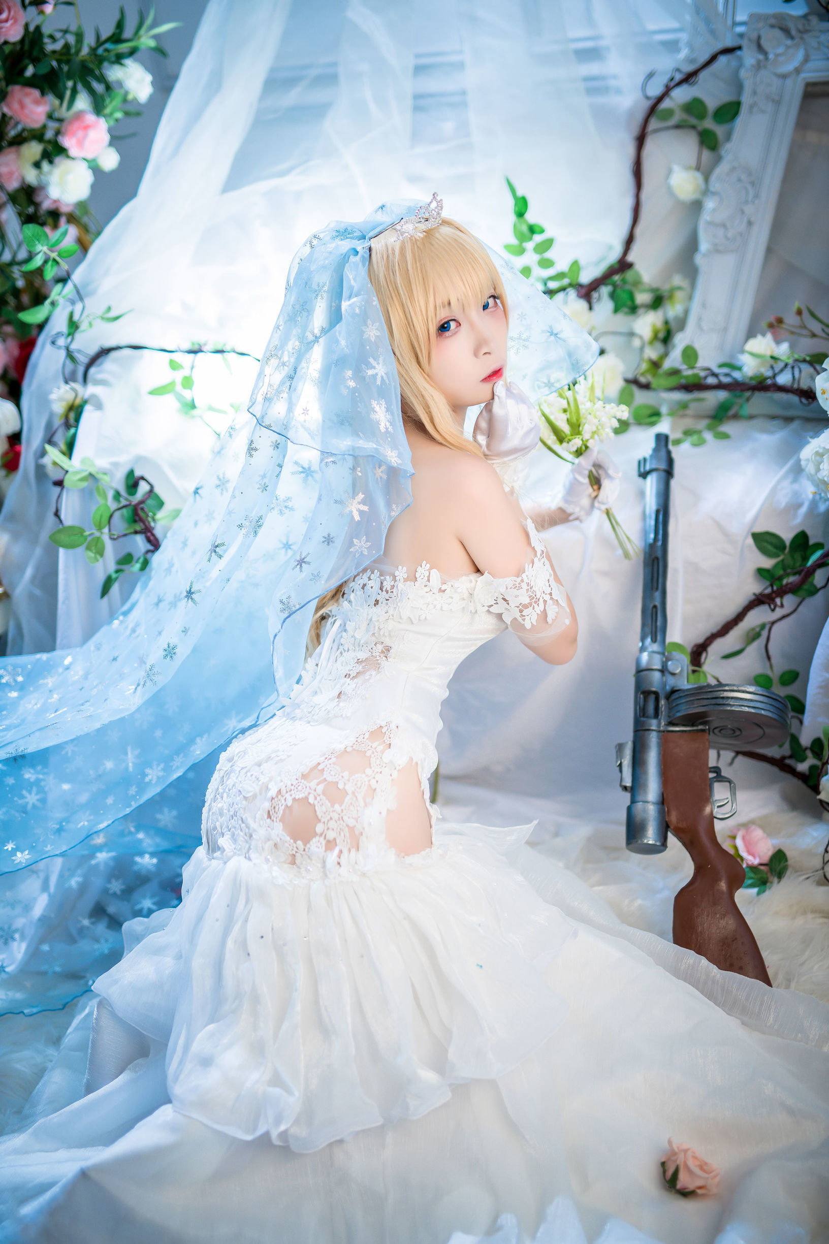 Popular Cosplayer Er Zuo Nisa Bride