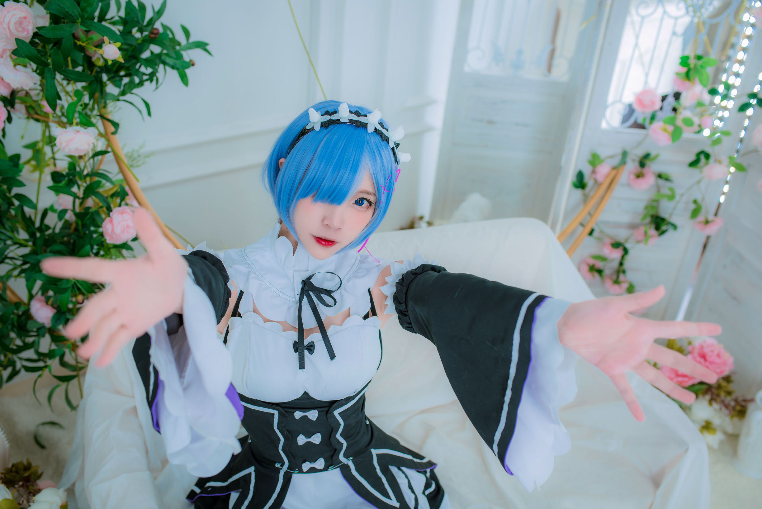 Coser nổi tiếng Erzuo Nisa – Rem nữ hầu