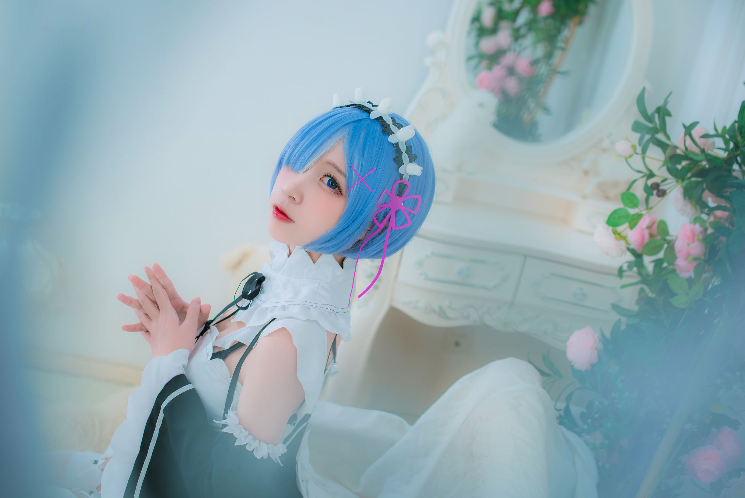 Coser nổi tiếng Erzuo Nisa – Rem nữ hầu