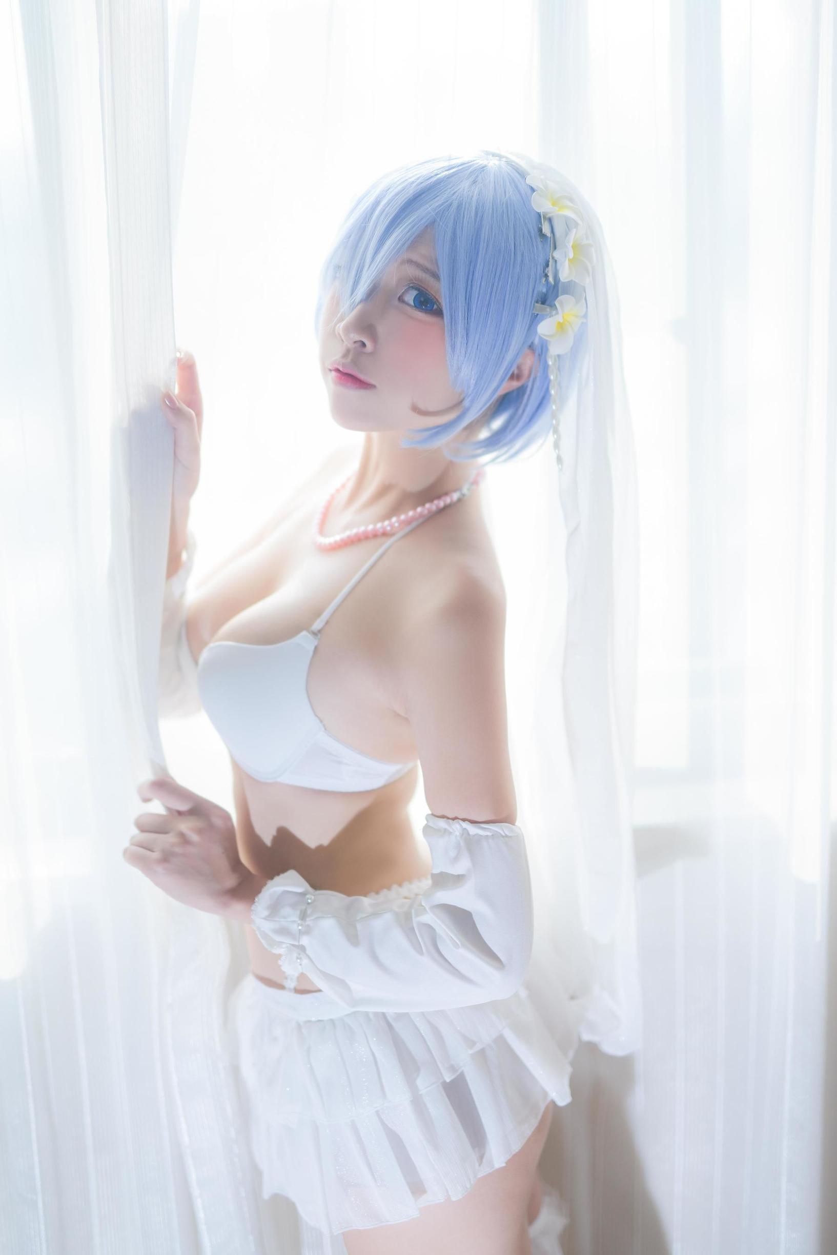 ยอดนิยม Coser เอิร์ซ่า Nisa เรม ชุดแต่งงาน