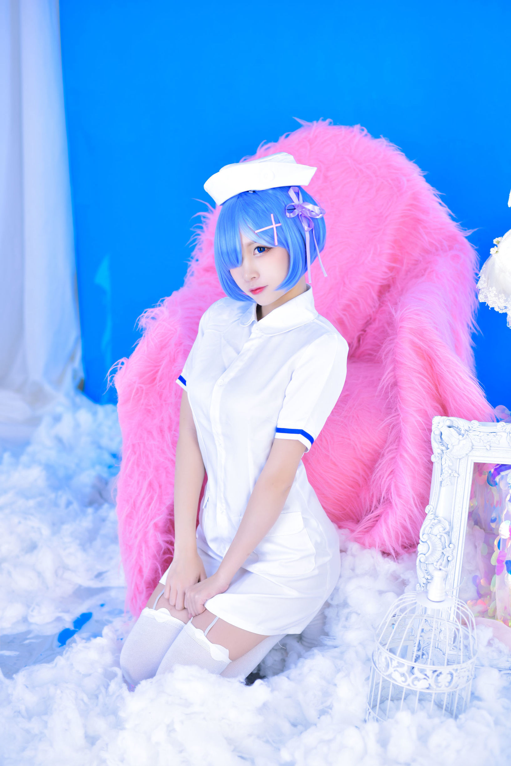 Coser nổi tiếng Erza Nisa Rem Y tá