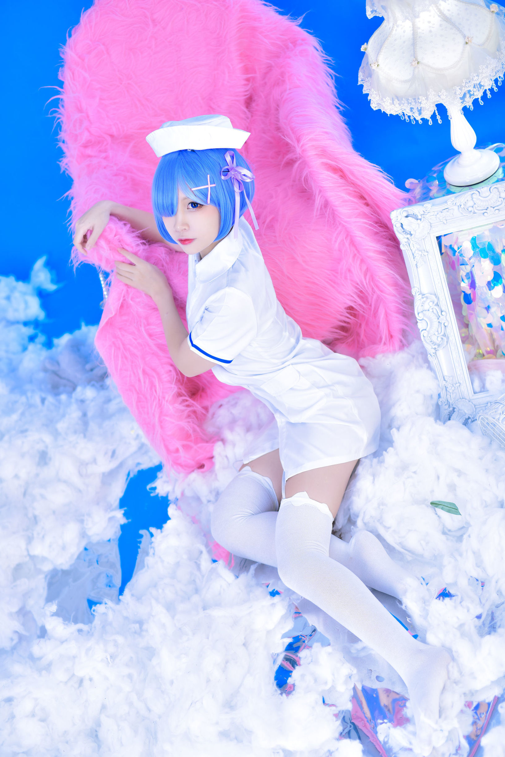 Coser nổi tiếng Erza Nisa Rem Y tá