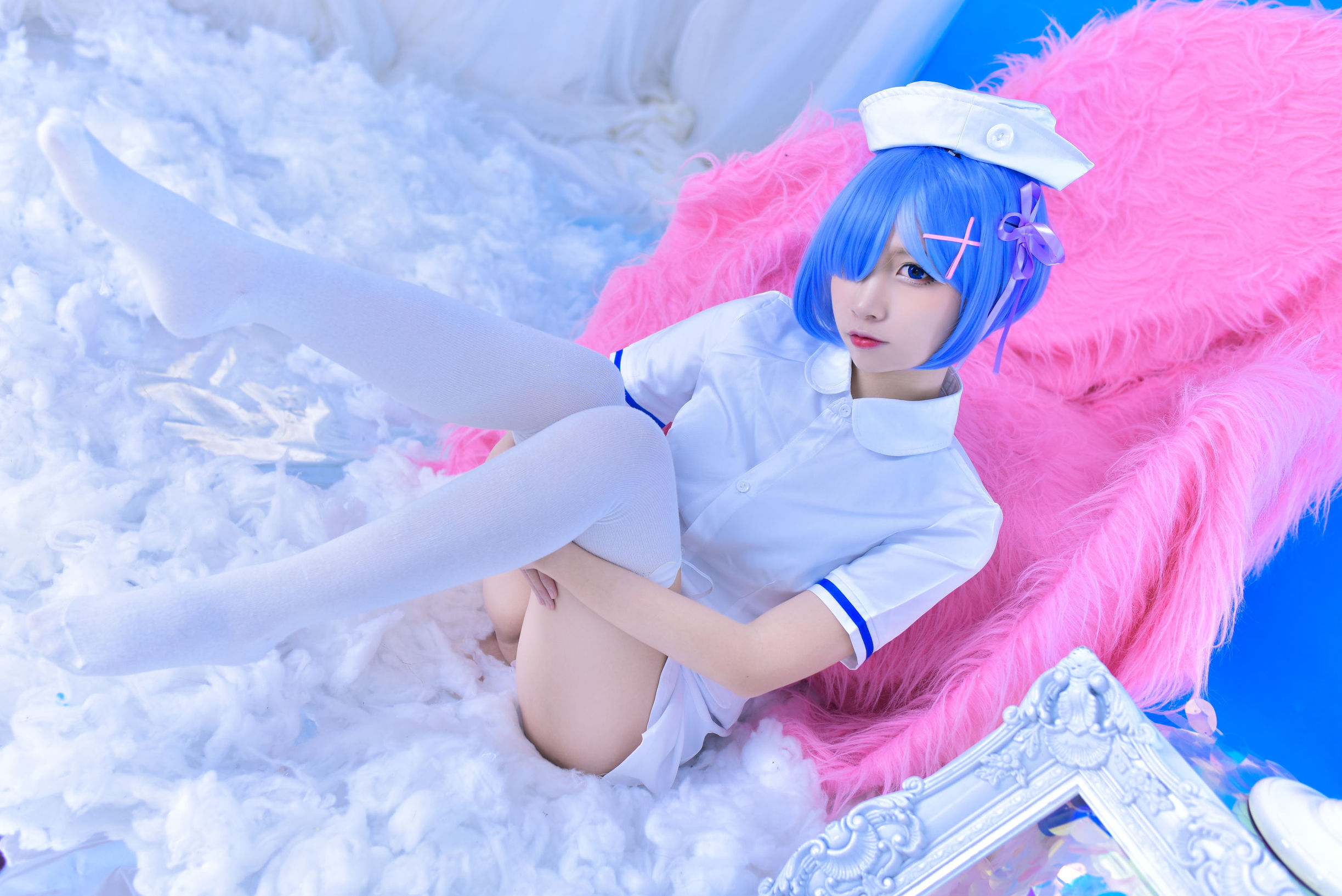 Coser nổi tiếng Erza Nisa Rem Y tá
