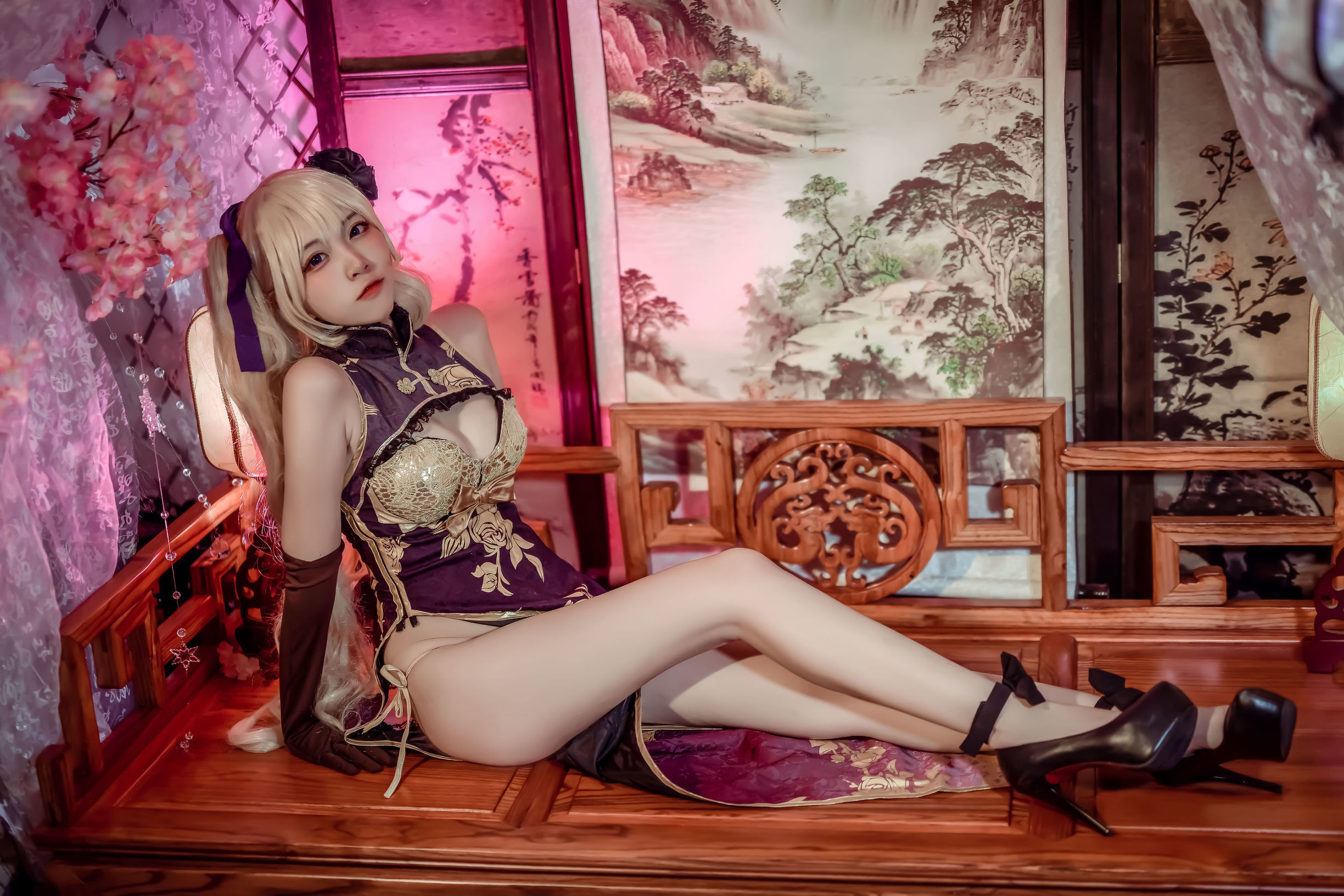 Popular Cosplayer Er Zuo Nisa Jin Lian