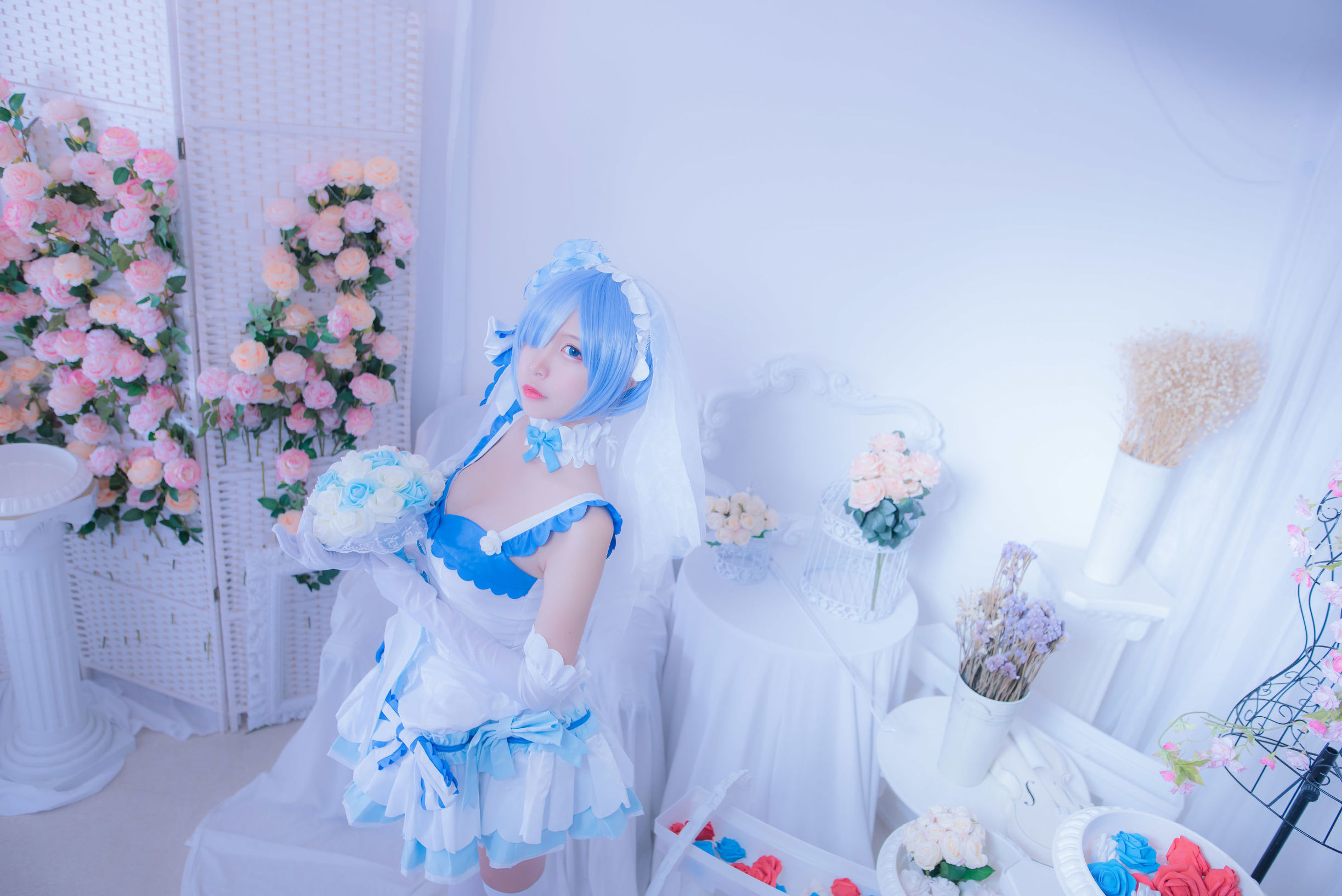 Coser nổi tiếng Er Zuo Nisa Rem Cô Dâu