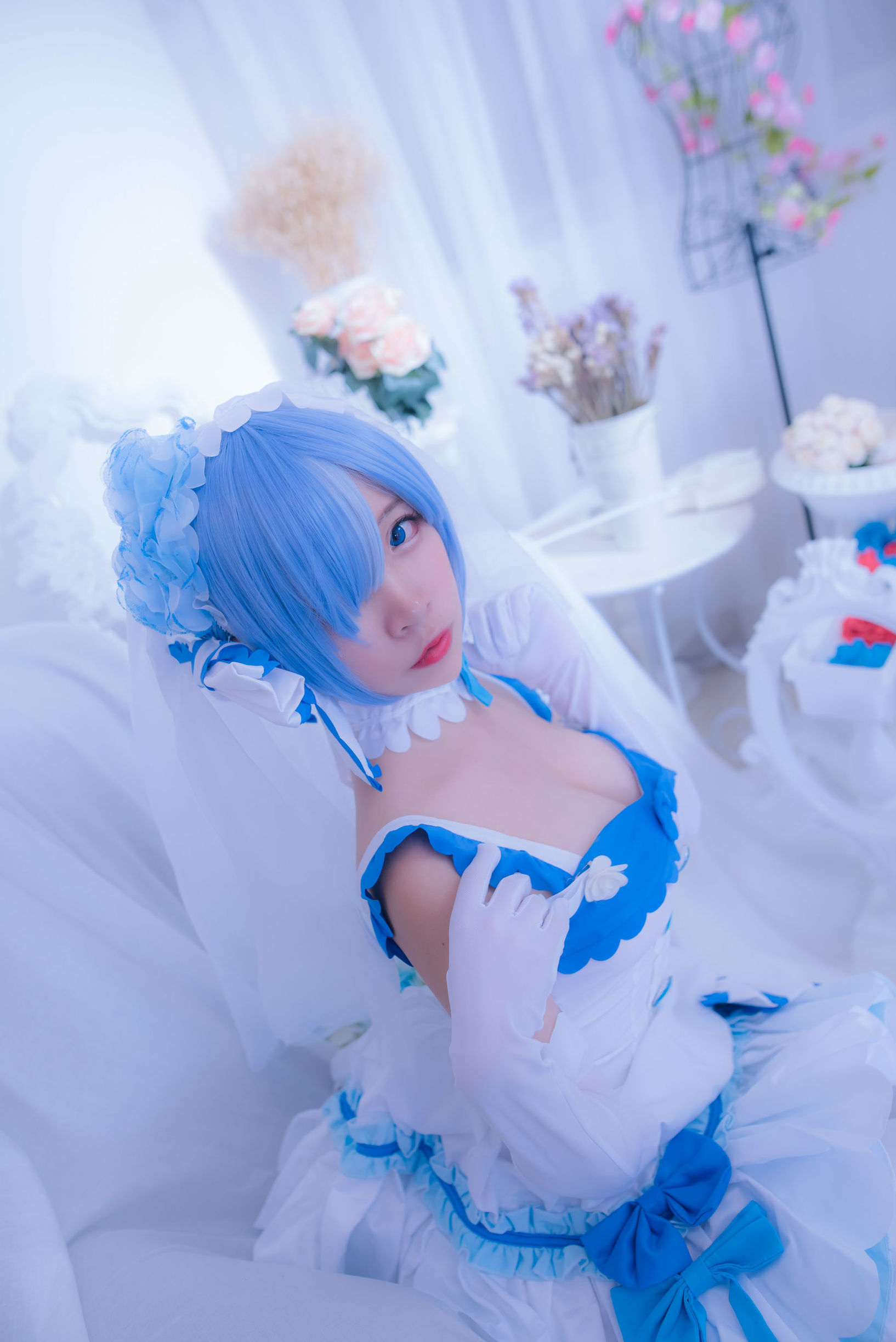 Coser nổi tiếng Er Zuo Nisa Rem Cô Dâu